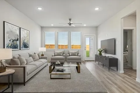Single Family Residence For Rent in Collin County , 522 Cottagewood Drive, Princeton, Texas 75071, 4 Bedroom, 4 Bathroom, 2 Garage spaces, 2,558 Sqft, built in 2024, mls#21346331, Real Estate Agent in Princeton, Homes For Rent in Collin county, Homes For Rent in Princeton, Realtor in Princeton Texas, Real Estate Brokerage Independent Realty Texas, Luminita Cordes Realtor
