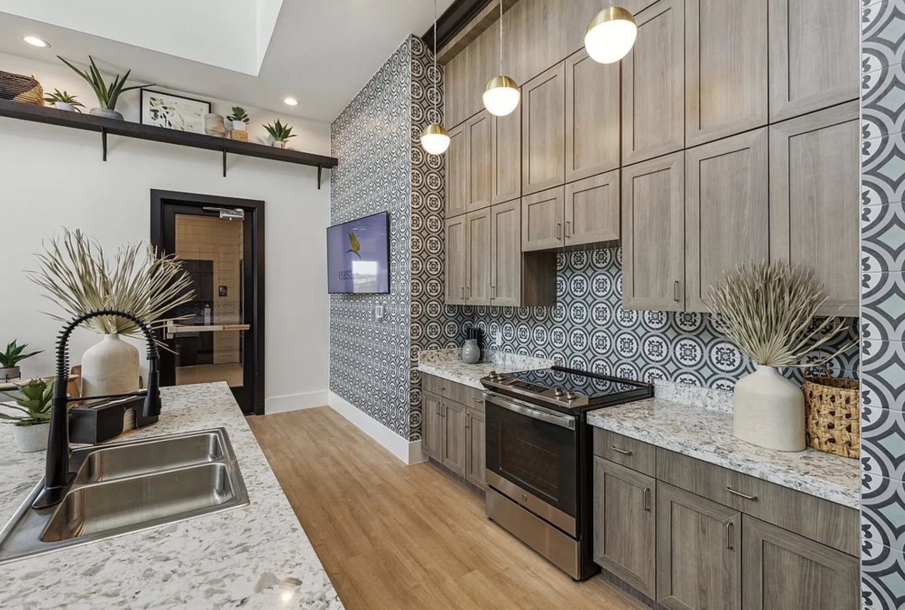 Single Family Residence For Rent in Collin County , 522 Cottagewood Drive, Princeton, Texas 75071, 4 Bedroom, 4 Bathroom, 2 Garage spaces, 2,558 Sqft, built in 2024, mls#21346331, Real Estate Agent in Princeton, Homes For Rent in Collin county, Homes For Rent in Princeton, Realtor in Princeton Texas, Real Estate Brokerage Independent Realty Texas, Luminita Cordes Realtor