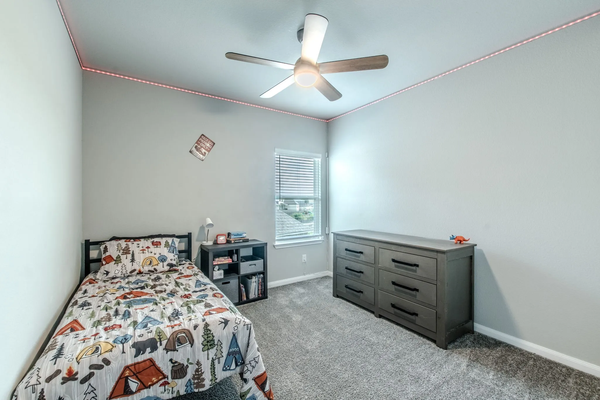 upstairs bdrm #4