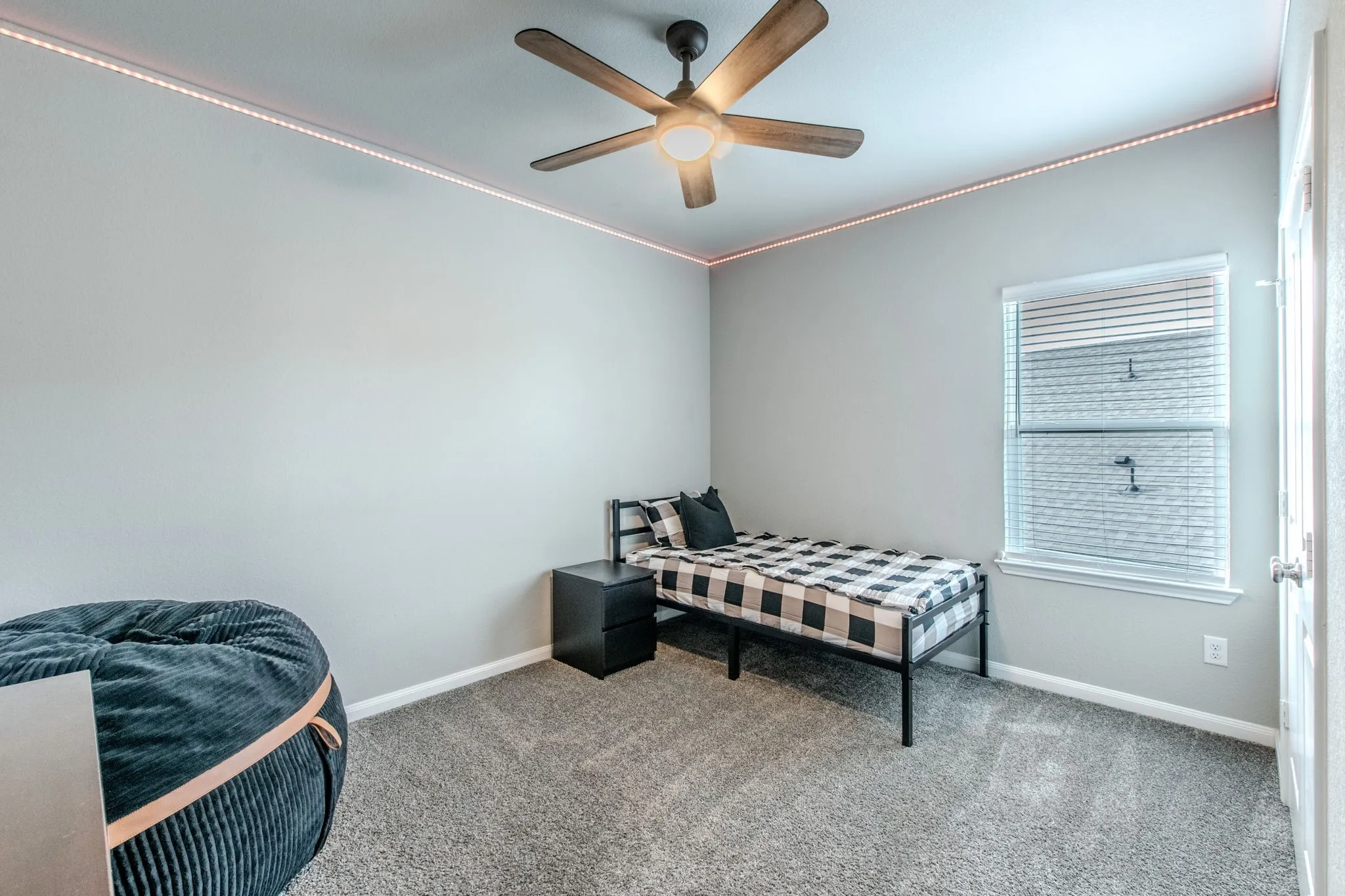 upstairs bdrm #5