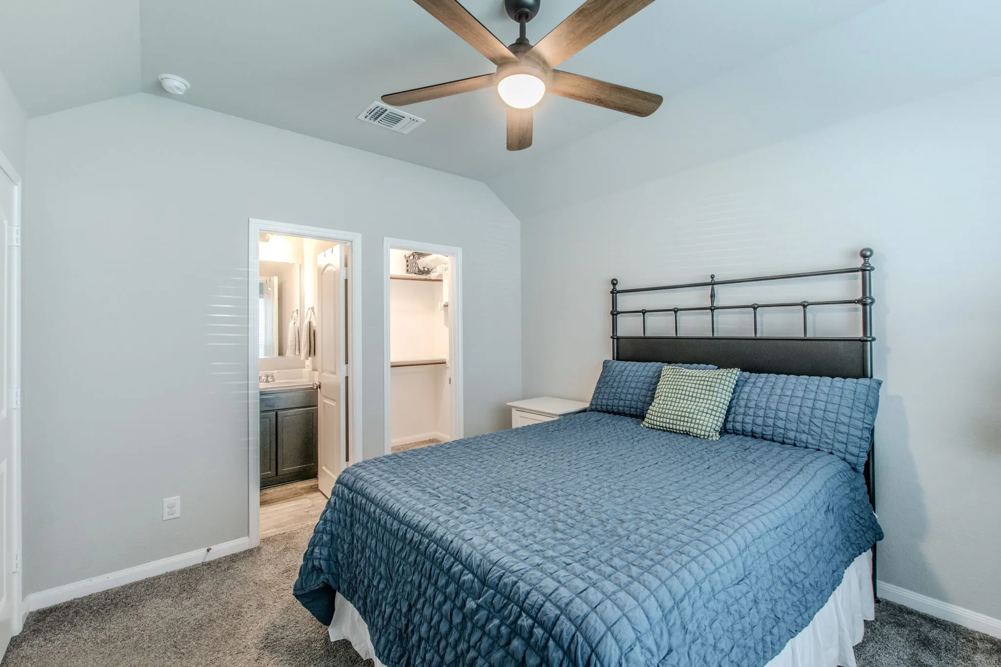 Bdrm #2 - Second/guest Ensuite
