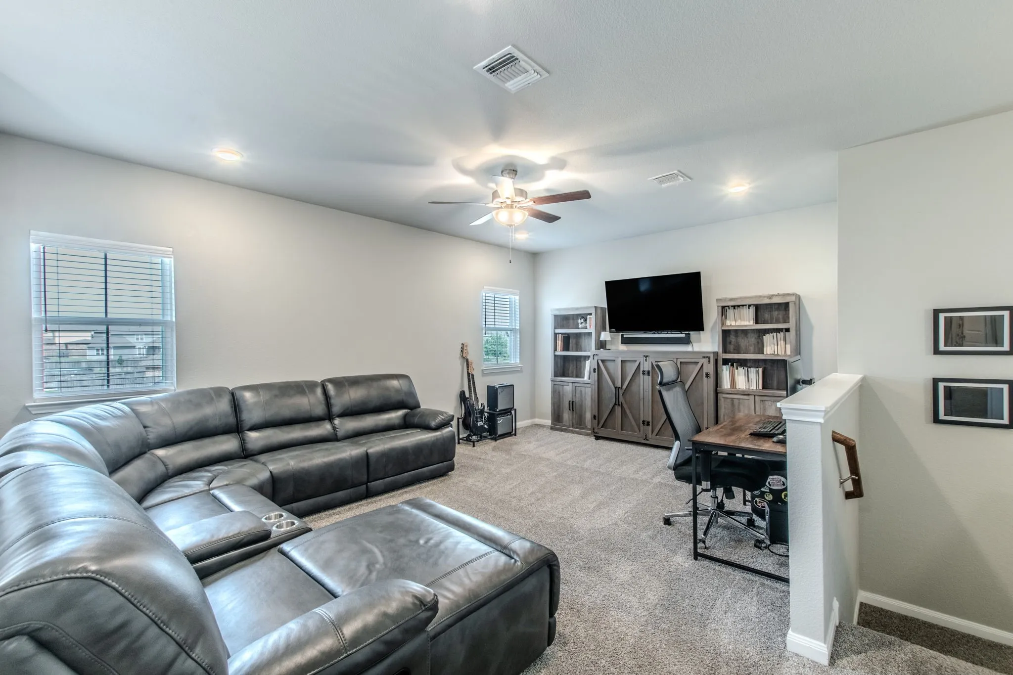 Living #2 - upstairs