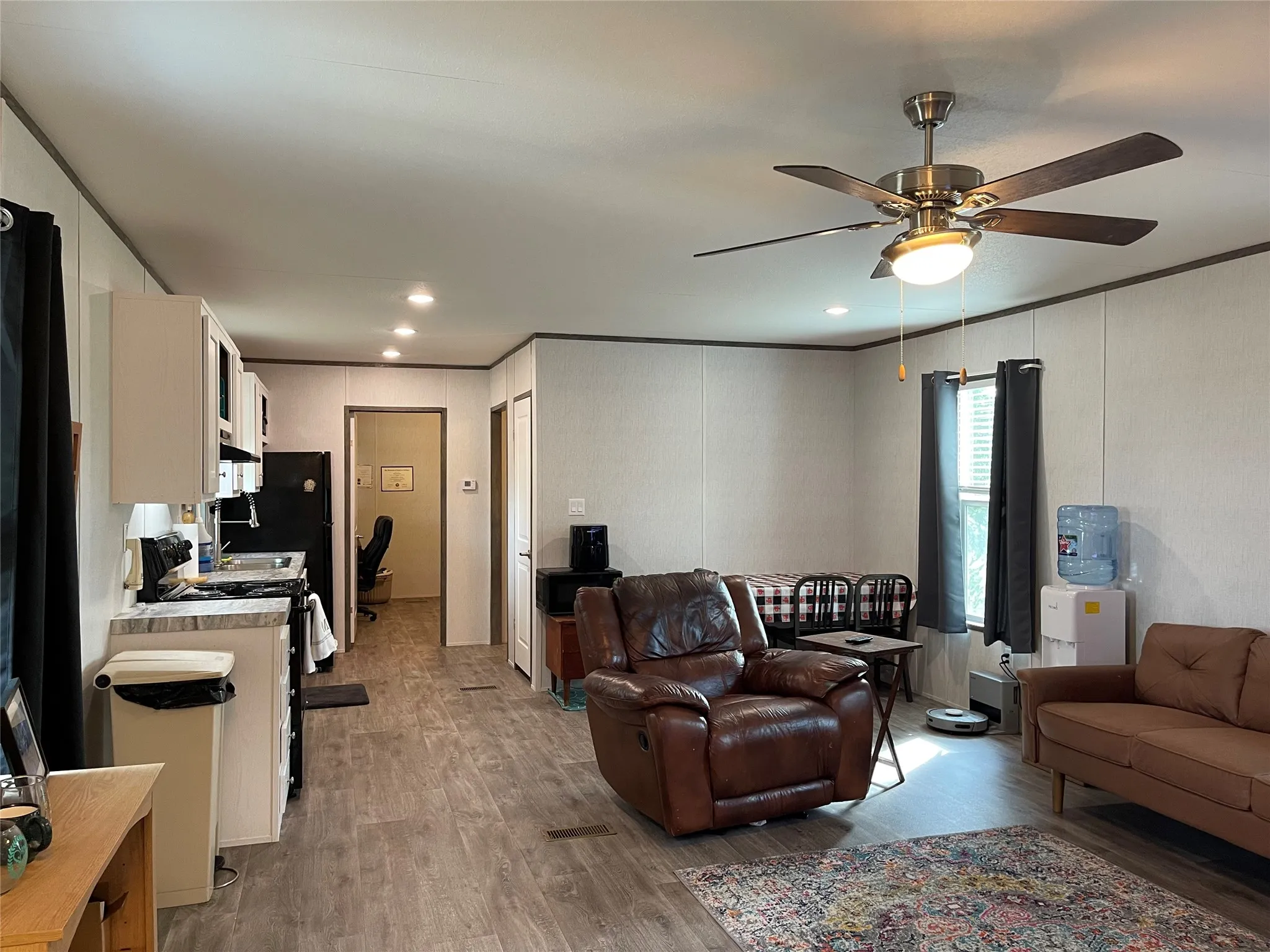 Mobile Home For Sale in Limestone County , 3233 Lcr 460, Mexia, Texas 76667, 2 Bedroom, 2 Bathroom, Garage spaces, 912 Sqft, built in 2026, mls#21346337, Real Estate Agent in Mexia, Homes For Sale in Limestone county, Homes For Sale in Mexia, Realtor in Mexia Texas, Real Estate Brokerage Independent Realty Texas, Luminita Cordes Realtor