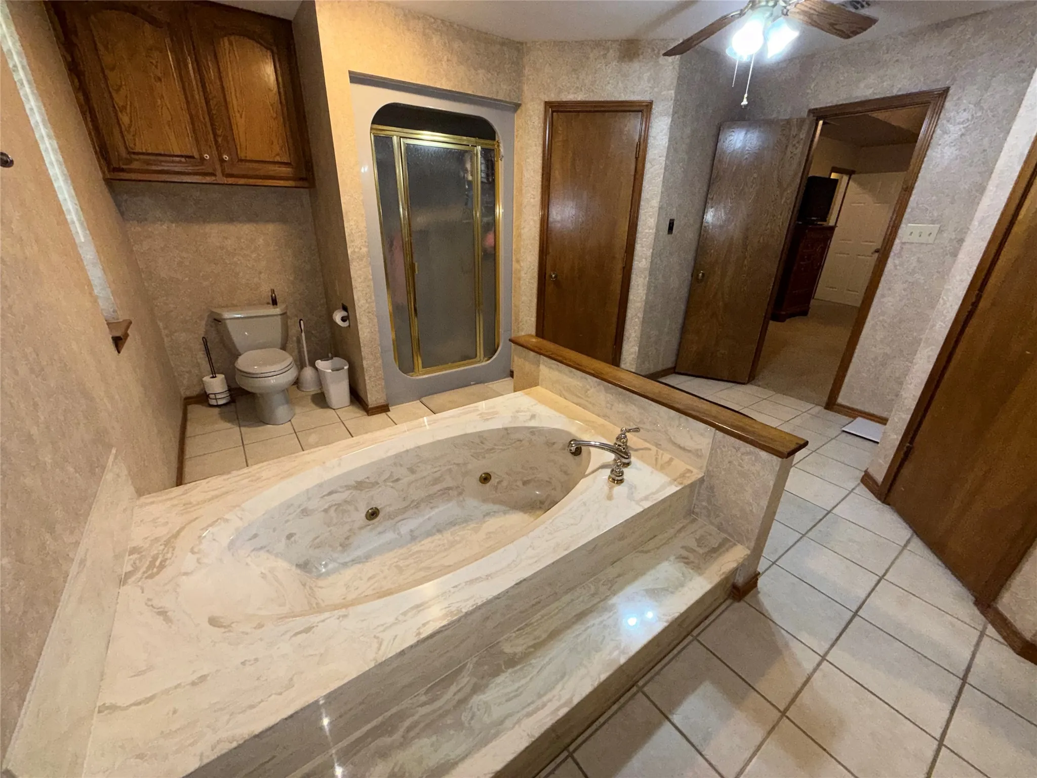 Single Family Residence For Sale in Wise County , 136 Busey Boulevard, Decatur, Texas 76234, 3 Bedroom, 2 Bathroom, 2 Garage spaces, 2,482 Sqft, built in 1987, mls#21345424, Real Estate Agent in Decatur, Homes For Sale in Wise county, Homes For Sale in Decatur, Realtor in Decatur Texas, Real Estate Brokerage Independent Realty Texas, Luminita Cordes Realtor
