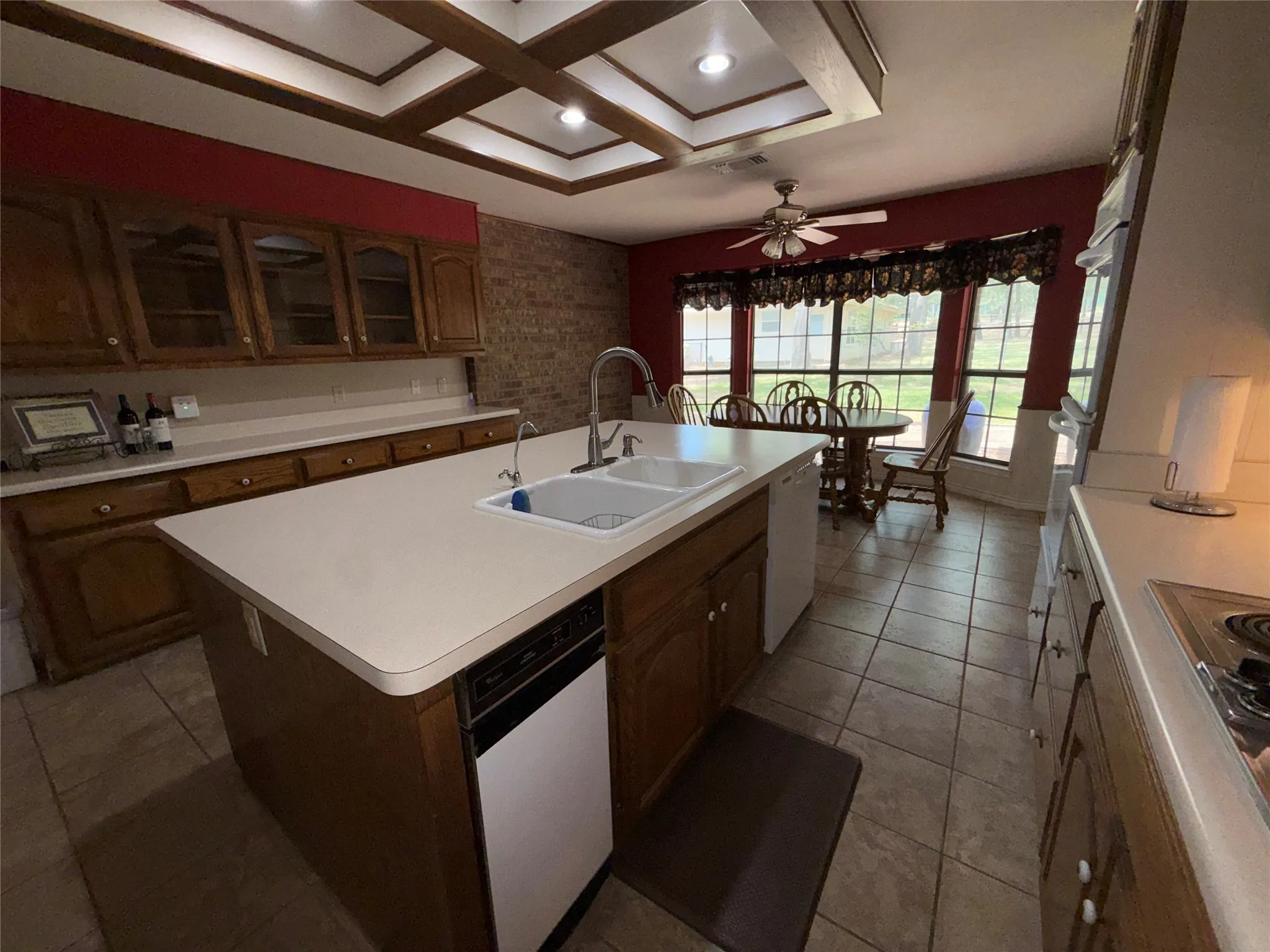 Single Family Residence For Sale in Wise County , 136 Busey Boulevard, Decatur, Texas 76234, 3 Bedroom, 2 Bathroom, 2 Garage spaces, 2,482 Sqft, built in 1987, mls#21345424, Real Estate Agent in Decatur, Homes For Sale in Wise county, Homes For Sale in Decatur, Realtor in Decatur Texas, Real Estate Brokerage Independent Realty Texas, Luminita Cordes Realtor