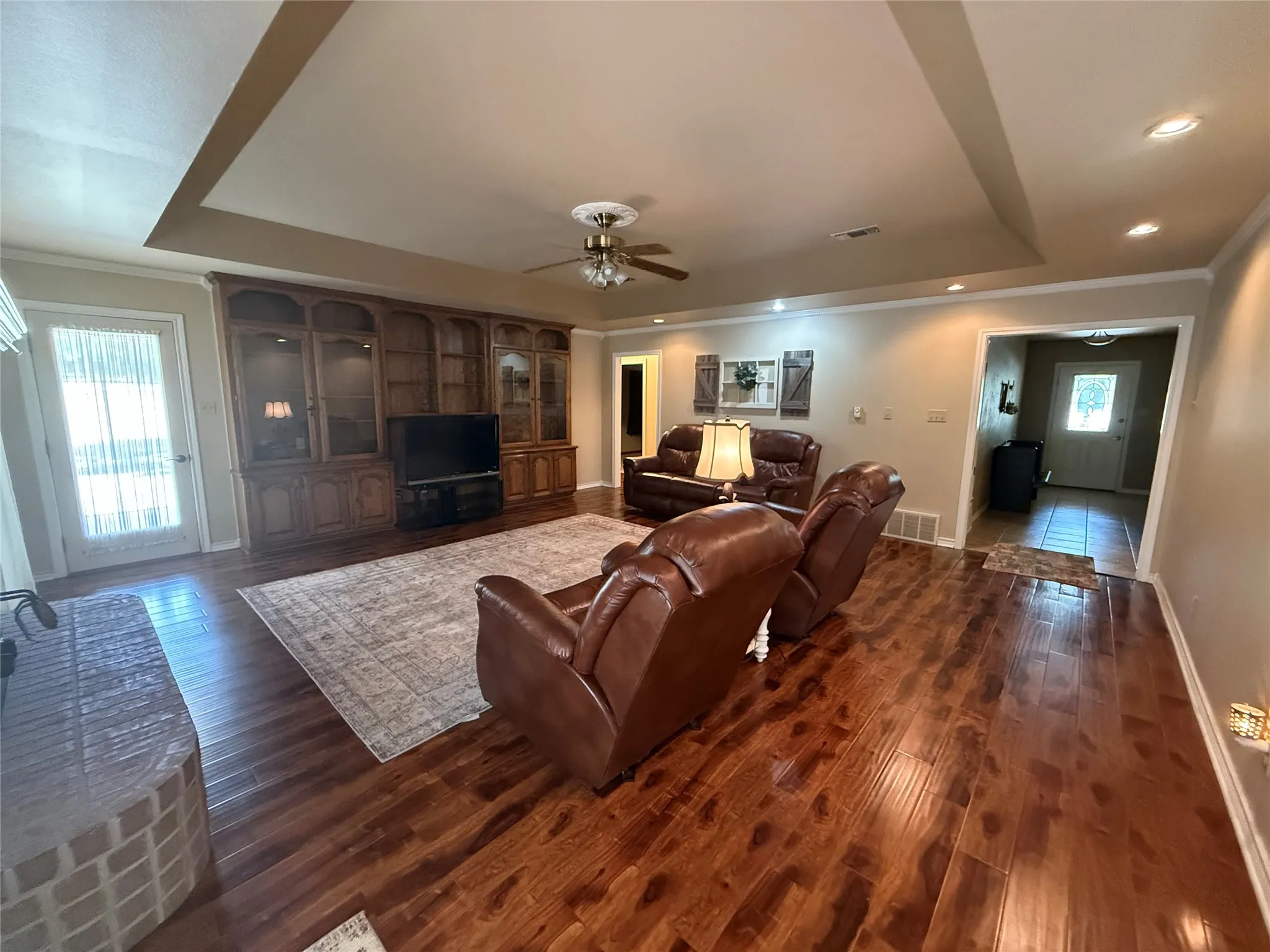 Single Family Residence For Sale in Wise County , 136 Busey Boulevard, Decatur, Texas 76234, 3 Bedroom, 2 Bathroom, 2 Garage spaces, 2,482 Sqft, built in 1987, mls#21345424, Real Estate Agent in Decatur, Homes For Sale in Wise county, Homes For Sale in Decatur, Realtor in Decatur Texas, Real Estate Brokerage Independent Realty Texas, Luminita Cordes Realtor