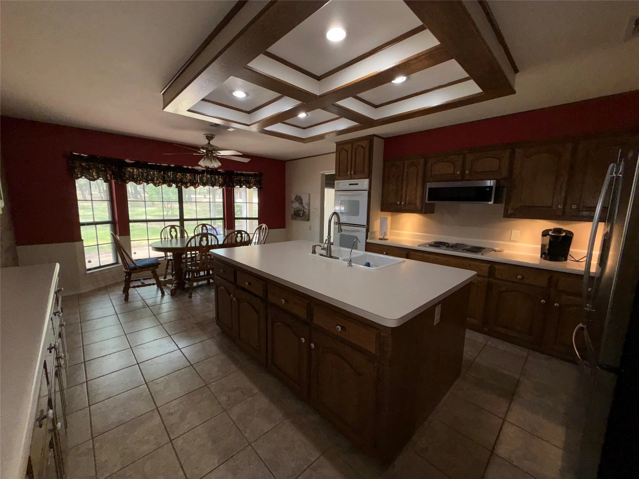 Single Family Residence For Sale in Wise County , 136 Busey Boulevard, Decatur, Texas 76234, 3 Bedroom, 2 Bathroom, 2 Garage spaces, 2,482 Sqft, built in 1987, mls#21345424, Real Estate Agent in Decatur, Homes For Sale in Wise county, Homes For Sale in Decatur, Realtor in Decatur Texas, Real Estate Brokerage Independent Realty Texas, Luminita Cordes Realtor