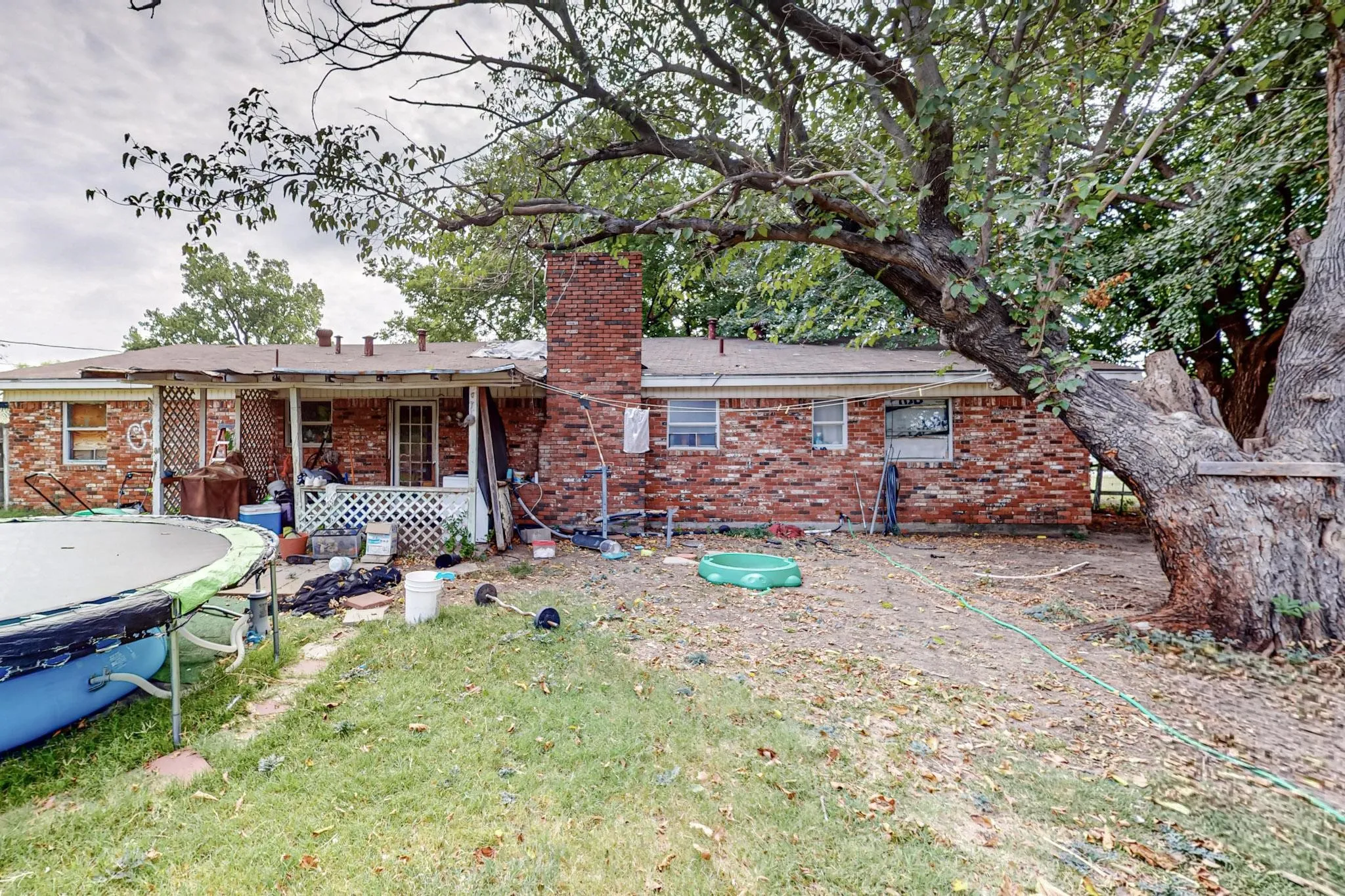 Single Family Residence For Sale in Tarrant County , 6801 Little Ranch Road, North Richland Hills, Texas 76182, 5 Bedrooms, 2 Bathrooms, Garage spaces, 1,883 Sqft, built in 1965, Price $350,000, mls#21346342, Real Estate Agent in North Richland Hills, Homes For Sale in Tarrant county, Homes For Sale in North Richland Hills, Realtor in North Richland Hills Texas, Real Estate Brokerage Independent Realty Texas, Luminita Cordes Realtor