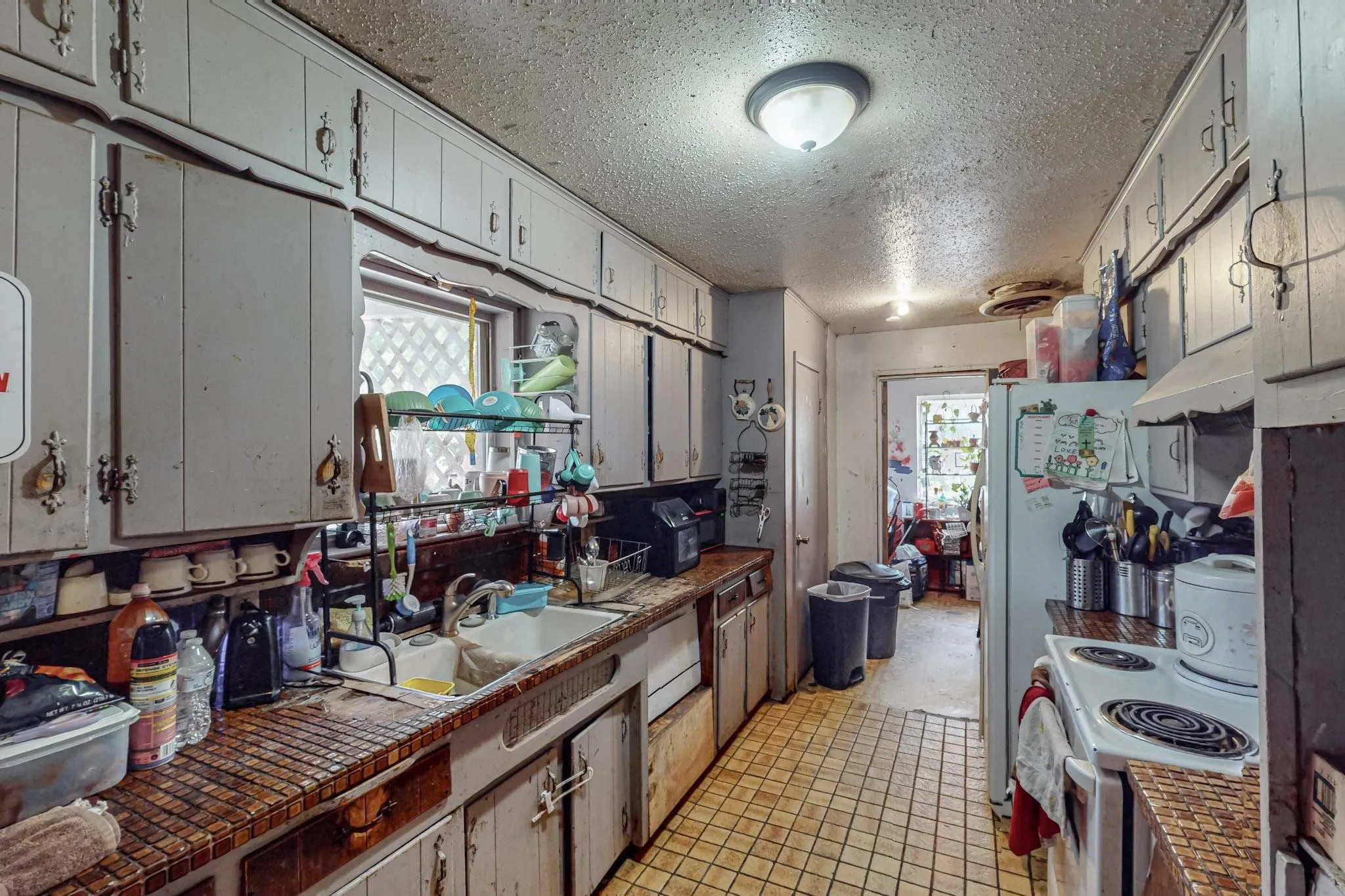 Single Family Residence For Sale in Tarrant County , 6801 Little Ranch Road, North Richland Hills, Texas 76182, 5 Bedrooms, 2 Bathrooms, Garage spaces, 1,883 Sqft, built in 1965, Price $350,000, mls#21346342, Real Estate Agent in North Richland Hills, Homes For Sale in Tarrant county, Homes For Sale in North Richland Hills, Realtor in North Richland Hills Texas, Real Estate Brokerage Independent Realty Texas, Luminita Cordes Realtor