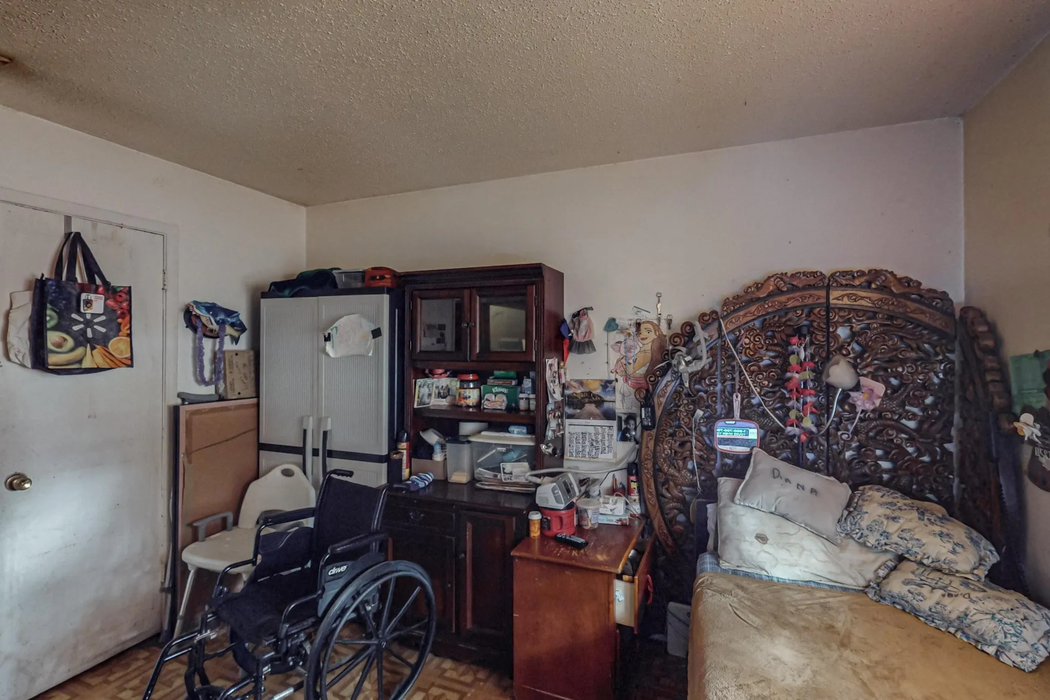 Single Family Residence For Sale in Tarrant County , 6801 Little Ranch Road, North Richland Hills, Texas 76182, 5 Bedrooms, 2 Bathrooms, Garage spaces, 1,883 Sqft, built in 1965, Price $350,000, mls#21346342, Real Estate Agent in North Richland Hills, Homes For Sale in Tarrant county, Homes For Sale in North Richland Hills, Realtor in North Richland Hills Texas, Real Estate Brokerage Independent Realty Texas, Luminita Cordes Realtor