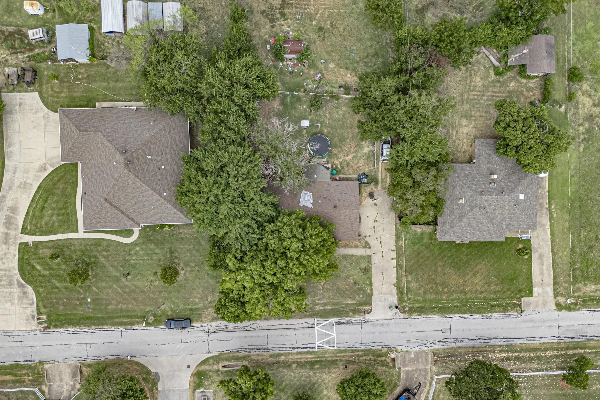Single Family Residence For Sale in Tarrant County , 6801 Little Ranch Road, North Richland Hills, Texas 76182, 5 Bedrooms, 2 Bathrooms, Garage spaces, 1,883 Sqft, built in 1965, Price $350,000, mls#21346342, Real Estate Agent in North Richland Hills, Homes For Sale in Tarrant county, Homes For Sale in North Richland Hills, Realtor in North Richland Hills Texas, Real Estate Brokerage Independent Realty Texas, Luminita Cordes Realtor
