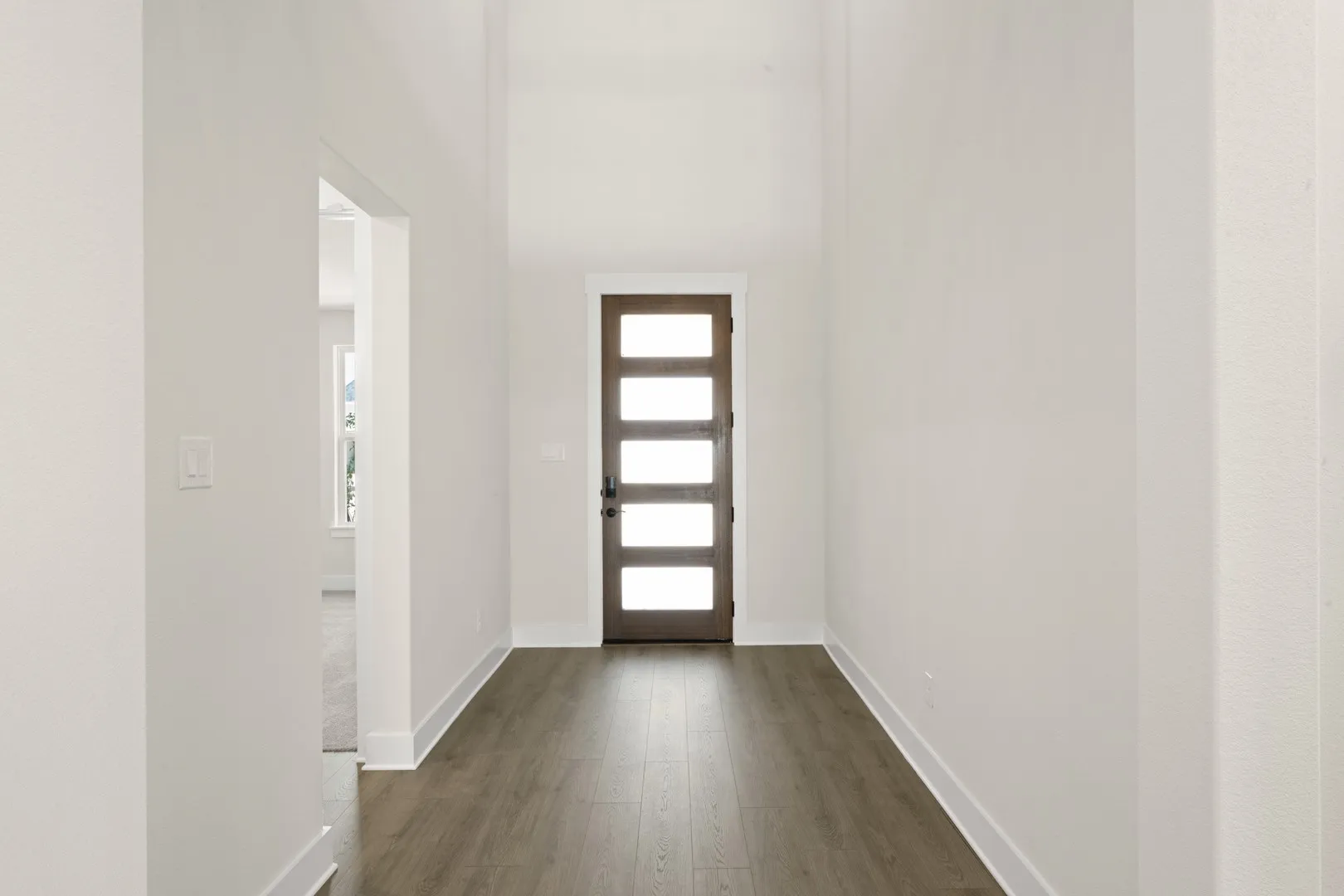 17265 Oxborough- ENtry-1