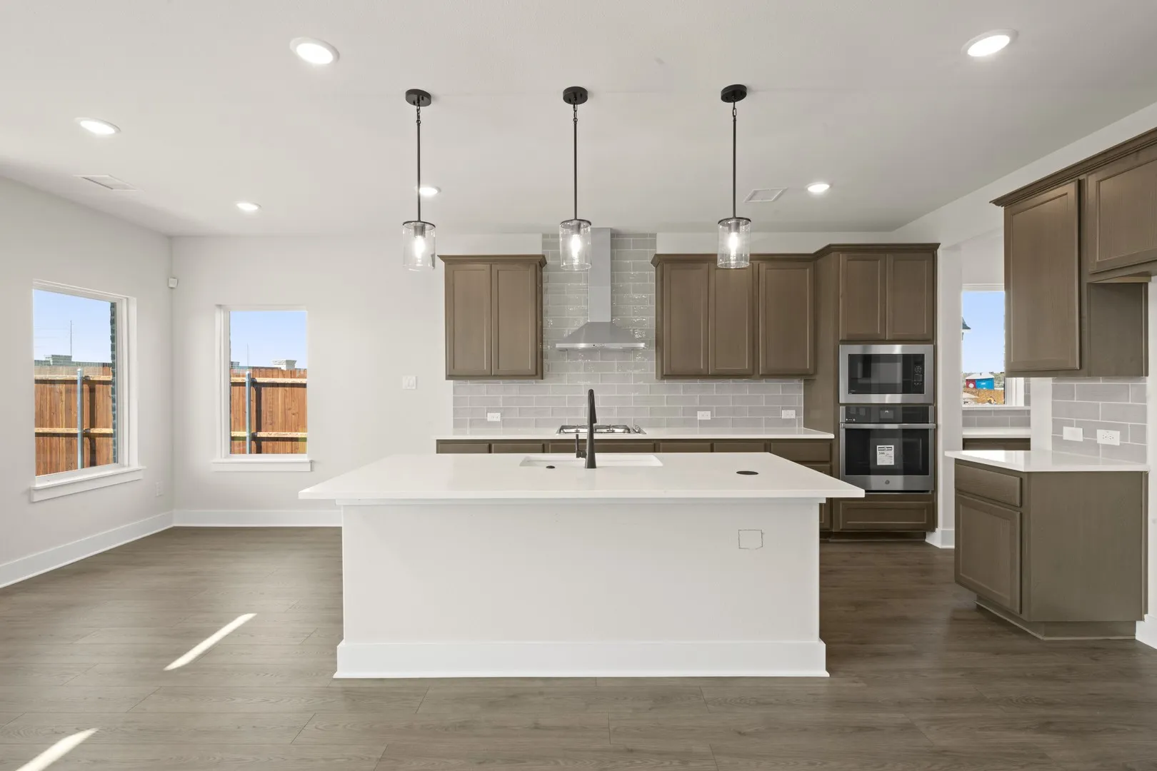 17265 Oxborough-Kitchen-1