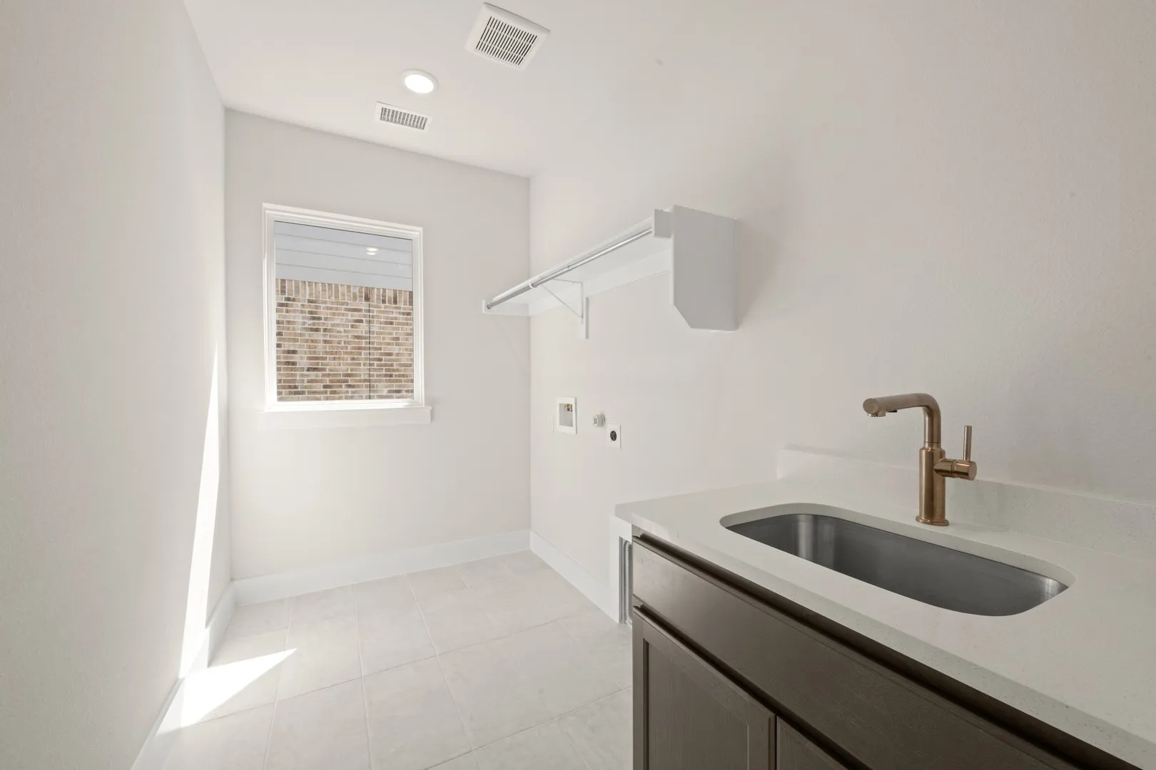 17265 Oxborough- Utility-1
