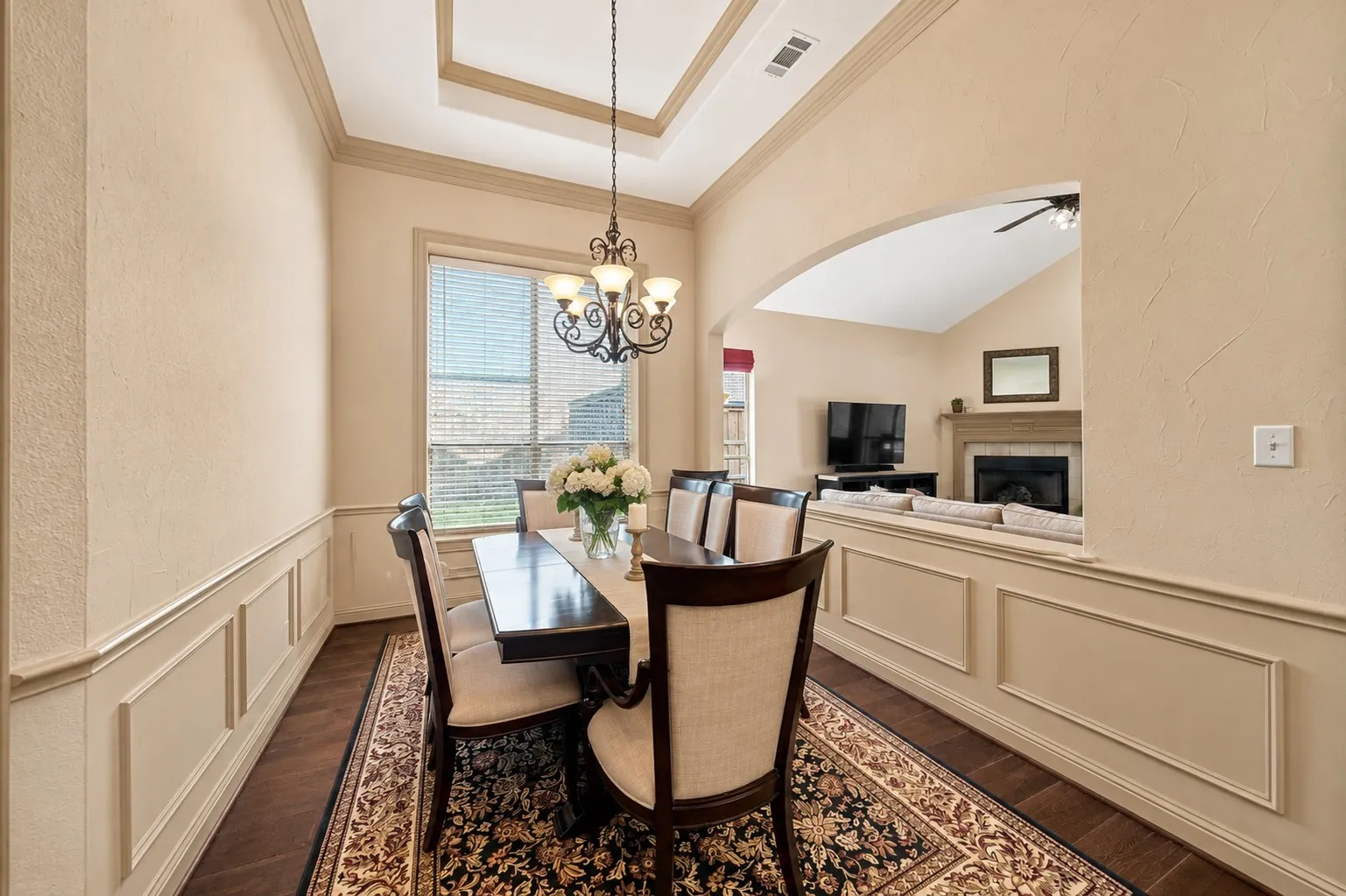 Single Family Residence For Sale in Denton County , 4154 Siena Drive, Frisco, Texas 75033, 4 Bedroom, 4 Bathroom, 2 Garage spaces, 3,655 Sqft, built in 2006, mls#21346367, Real Estate Agent in Frisco, Homes For Sale in Denton county, Homes For Sale in Frisco, Realtor in Frisco Texas, Real Estate Brokerage Independent Realty Texas, Luminita Cordes Realtor