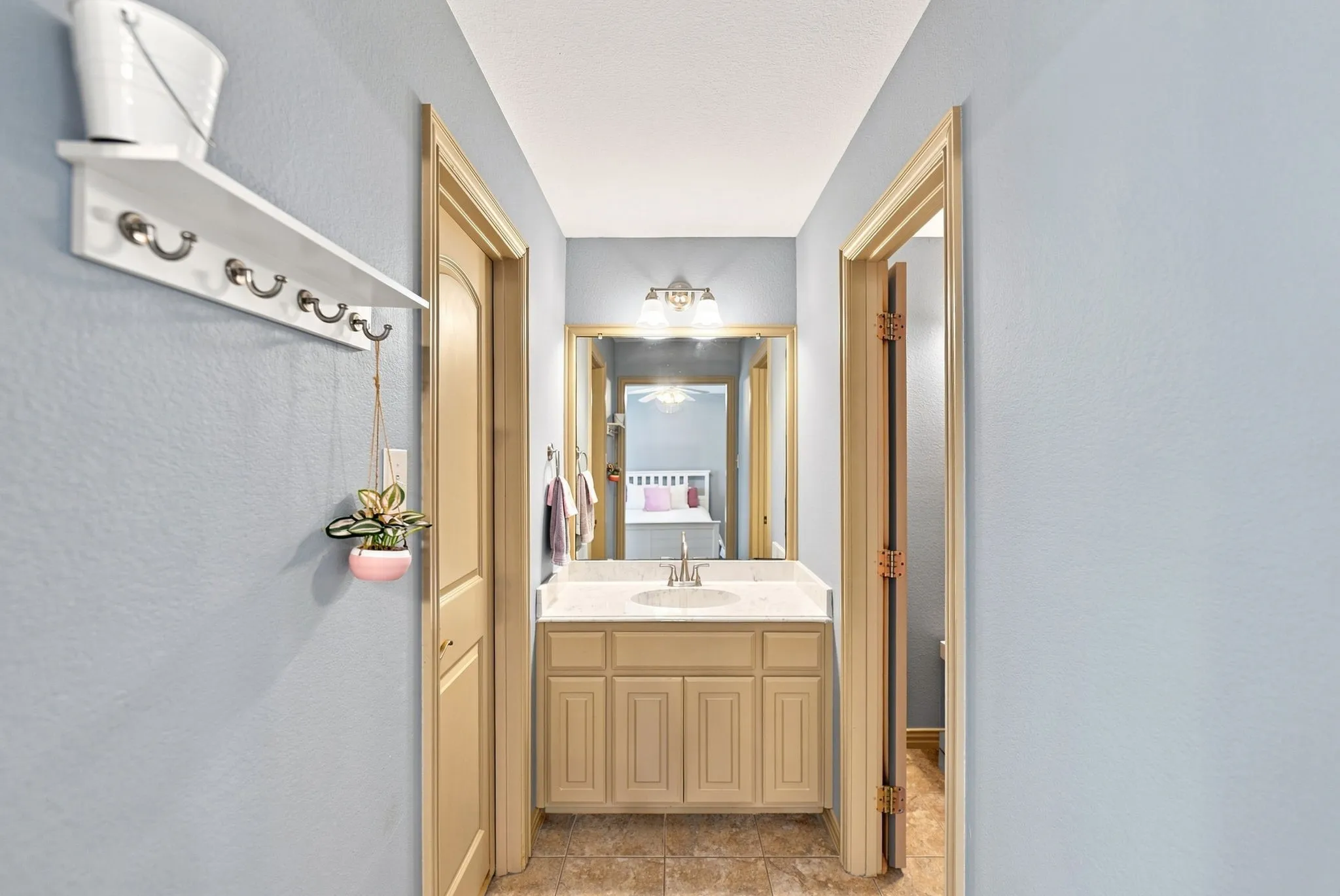 Single Family Residence For Sale in Denton County , 4154 Siena Drive, Frisco, Texas 75033, 4 Bedroom, 4 Bathroom, 2 Garage spaces, 3,655 Sqft, built in 2006, mls#21346367, Real Estate Agent in Frisco, Homes For Sale in Denton county, Homes For Sale in Frisco, Realtor in Frisco Texas, Real Estate Brokerage Independent Realty Texas, Luminita Cordes Realtor