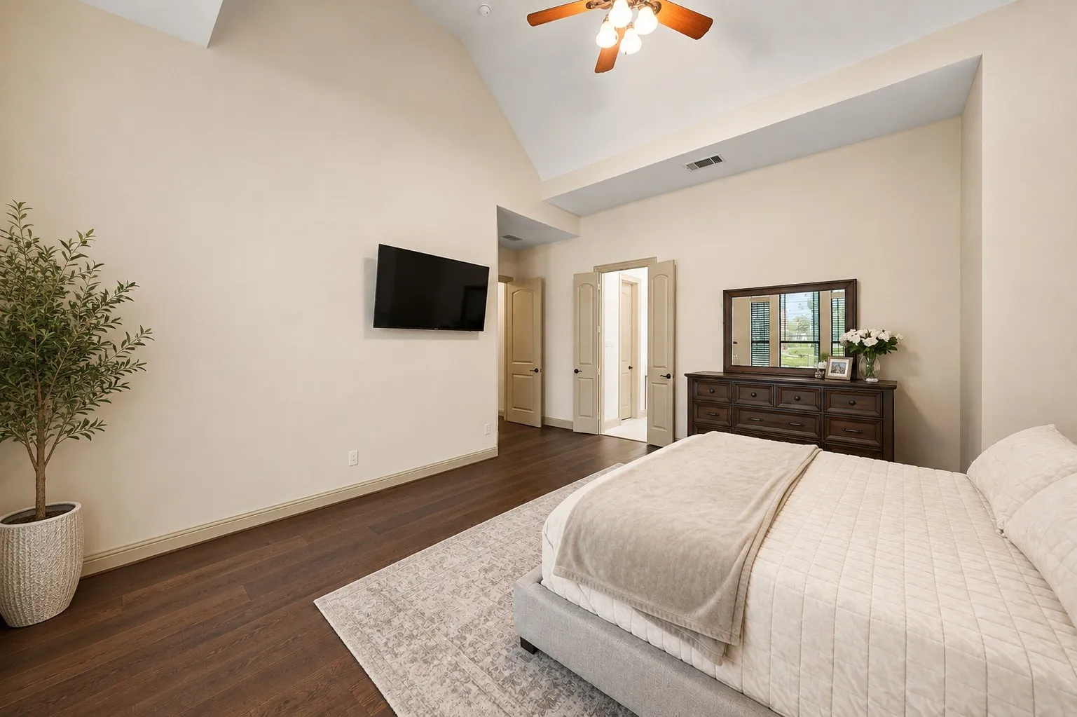 Single Family Residence For Sale in Denton County , 4154 Siena Drive, Frisco, Texas 75033, 4 Bedroom, 4 Bathroom, 2 Garage spaces, 3,655 Sqft, built in 2006, mls#21346367, Real Estate Agent in Frisco, Homes For Sale in Denton county, Homes For Sale in Frisco, Realtor in Frisco Texas, Real Estate Brokerage Independent Realty Texas, Luminita Cordes Realtor