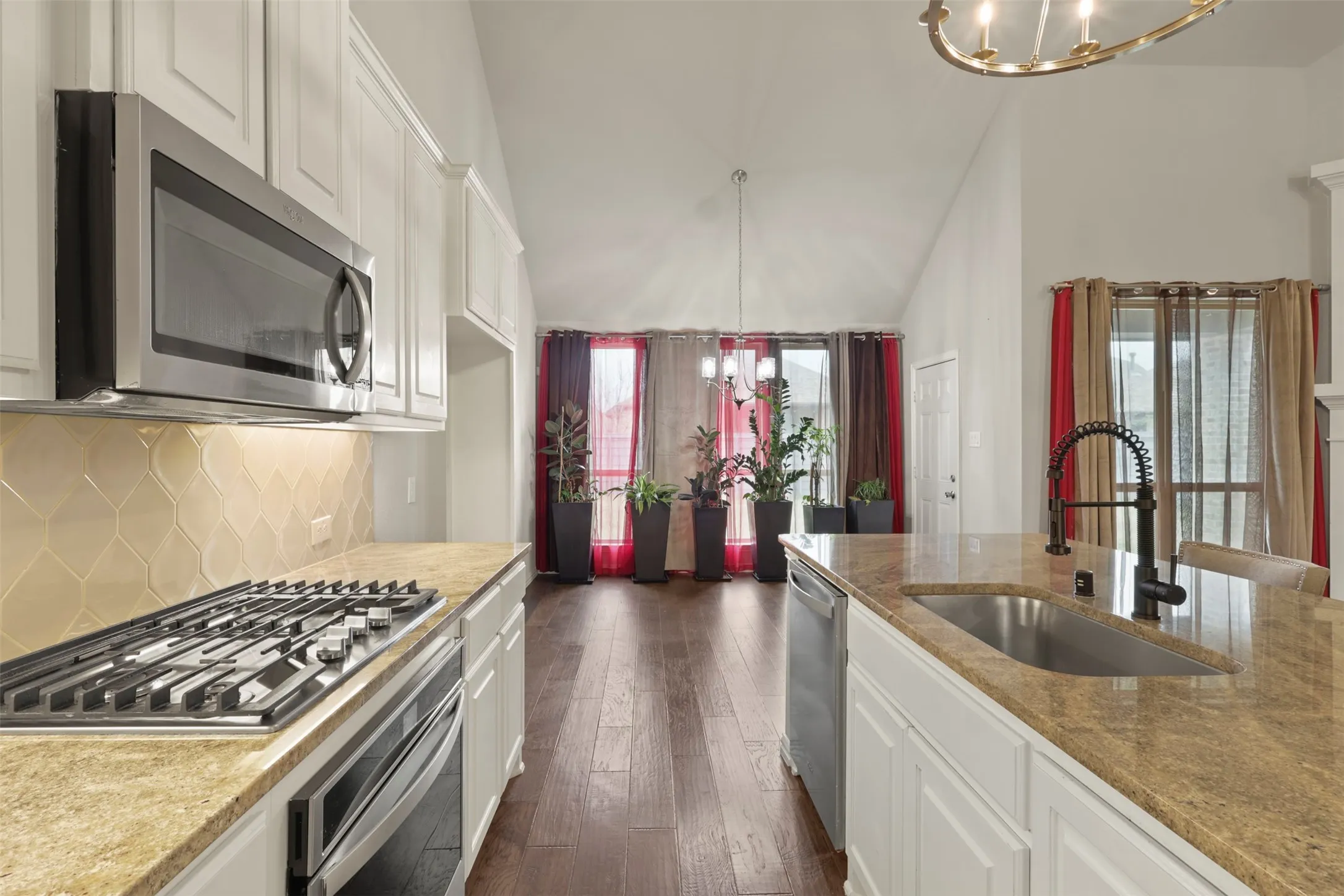 Single Family Residence For Rent in Denton County , 1144 Knoll Street, Little Elm, Texas 76227, 4 Bedroom, 3 Bathroom, 2 Garage spaces, 2,503 Sqft, built in 2020, mls#21346369, Real Estate Agent in Little Elm, Homes For Rent in Denton county, Homes For Rent in Little Elm, Realtor in Little Elm Texas, Real Estate Brokerage Independent Realty Texas, Luminita Cordes Realtor