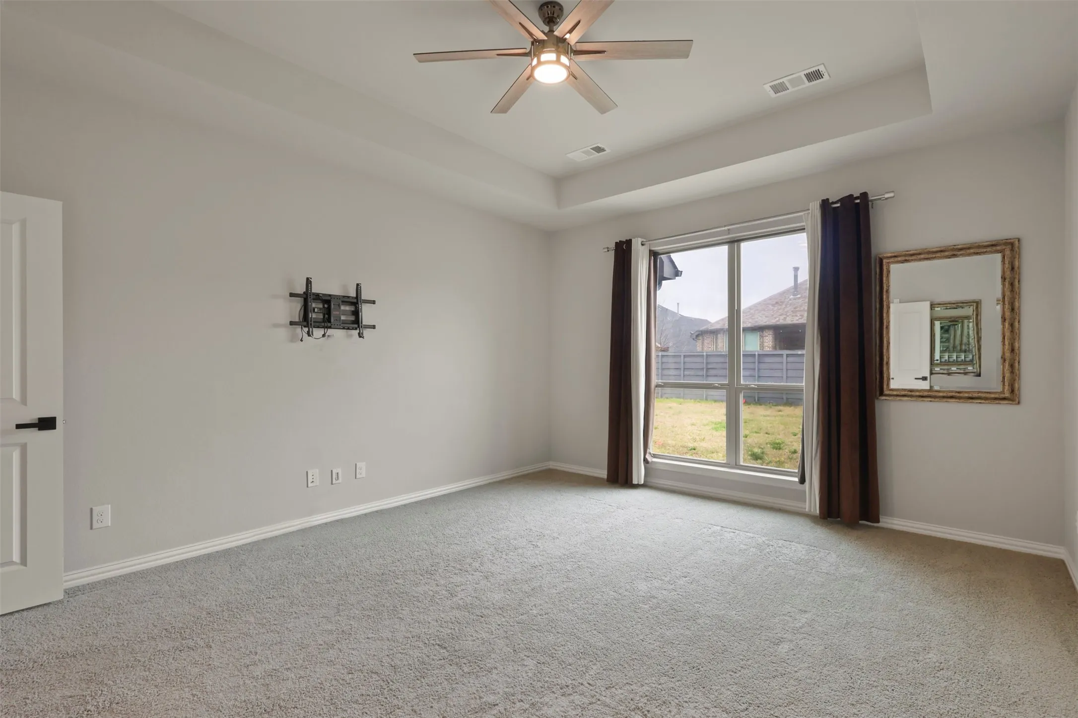Single Family Residence For Rent in Denton County , 1144 Knoll Street, Little Elm, Texas 76227, 4 Bedroom, 3 Bathroom, 2 Garage spaces, 2,503 Sqft, built in 2020, mls#21346369, Real Estate Agent in Little Elm, Homes For Rent in Denton county, Homes For Rent in Little Elm, Realtor in Little Elm Texas, Real Estate Brokerage Independent Realty Texas, Luminita Cordes Realtor