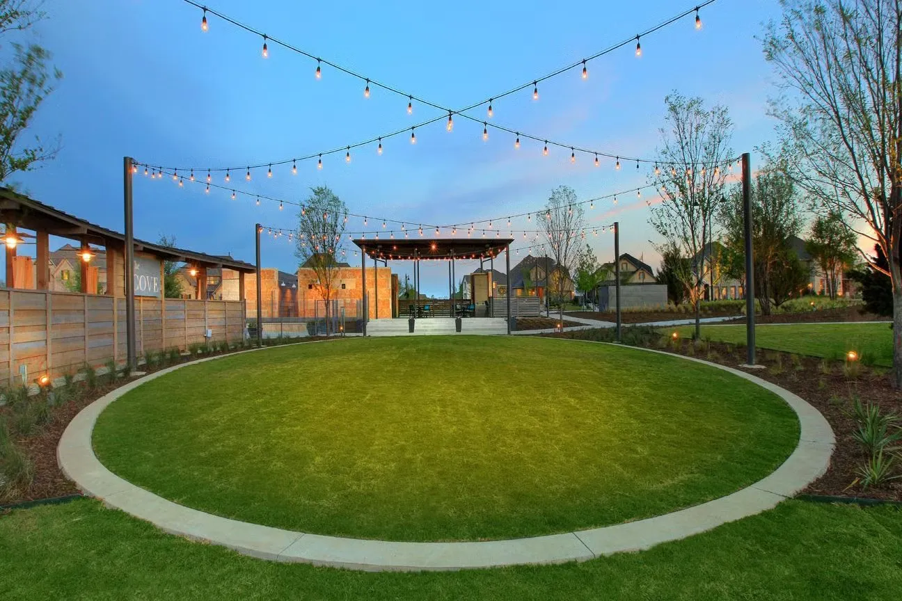 Single Family Residence For Rent in Denton County , 1144 Knoll Street, Little Elm, Texas 76227, 4 Bedroom, 3 Bathroom, 2 Garage spaces, 2,503 Sqft, built in 2020, mls#21346369, Real Estate Agent in Little Elm, Homes For Rent in Denton county, Homes For Rent in Little Elm, Realtor in Little Elm Texas, Real Estate Brokerage Independent Realty Texas, Luminita Cordes Realtor