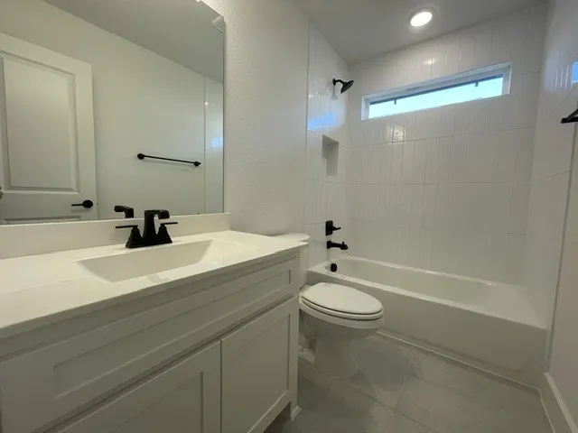 Single Family Residence For Rent in Ellis County , 3714 Milwaukee Avenue, Midlothian, Texas 76065, 5 Bedroom, 4 Bathroom, 2 Garage spaces, 3,236 Sqft, built in 2025, mls#21346363, Real Estate Agent in Midlothian, Homes For Rent in Ellis county, Homes For Rent in Midlothian, Realtor in Midlothian Texas, Real Estate Brokerage Independent Realty Texas, Luminita Cordes Realtor