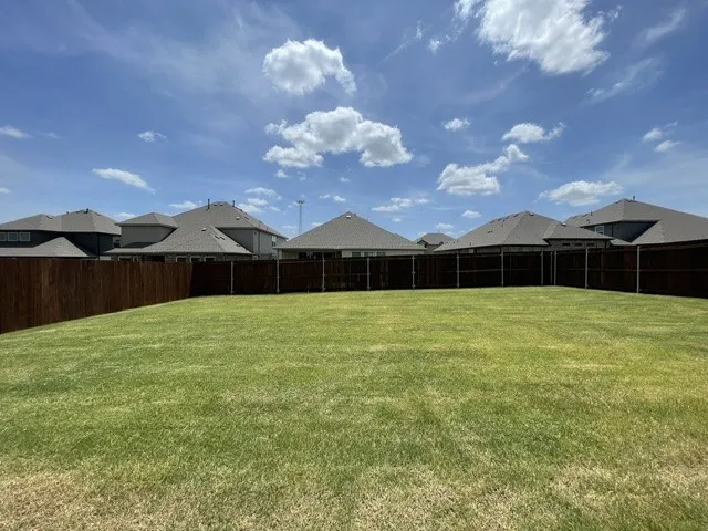 Single Family Residence For Rent in Ellis County , 3714 Milwaukee Avenue, Midlothian, Texas 76065, 5 Bedroom, 4 Bathroom, 2 Garage spaces, 3,236 Sqft, built in 2025, mls#21346363, Real Estate Agent in Midlothian, Homes For Rent in Ellis county, Homes For Rent in Midlothian, Realtor in Midlothian Texas, Real Estate Brokerage Independent Realty Texas, Luminita Cordes Realtor