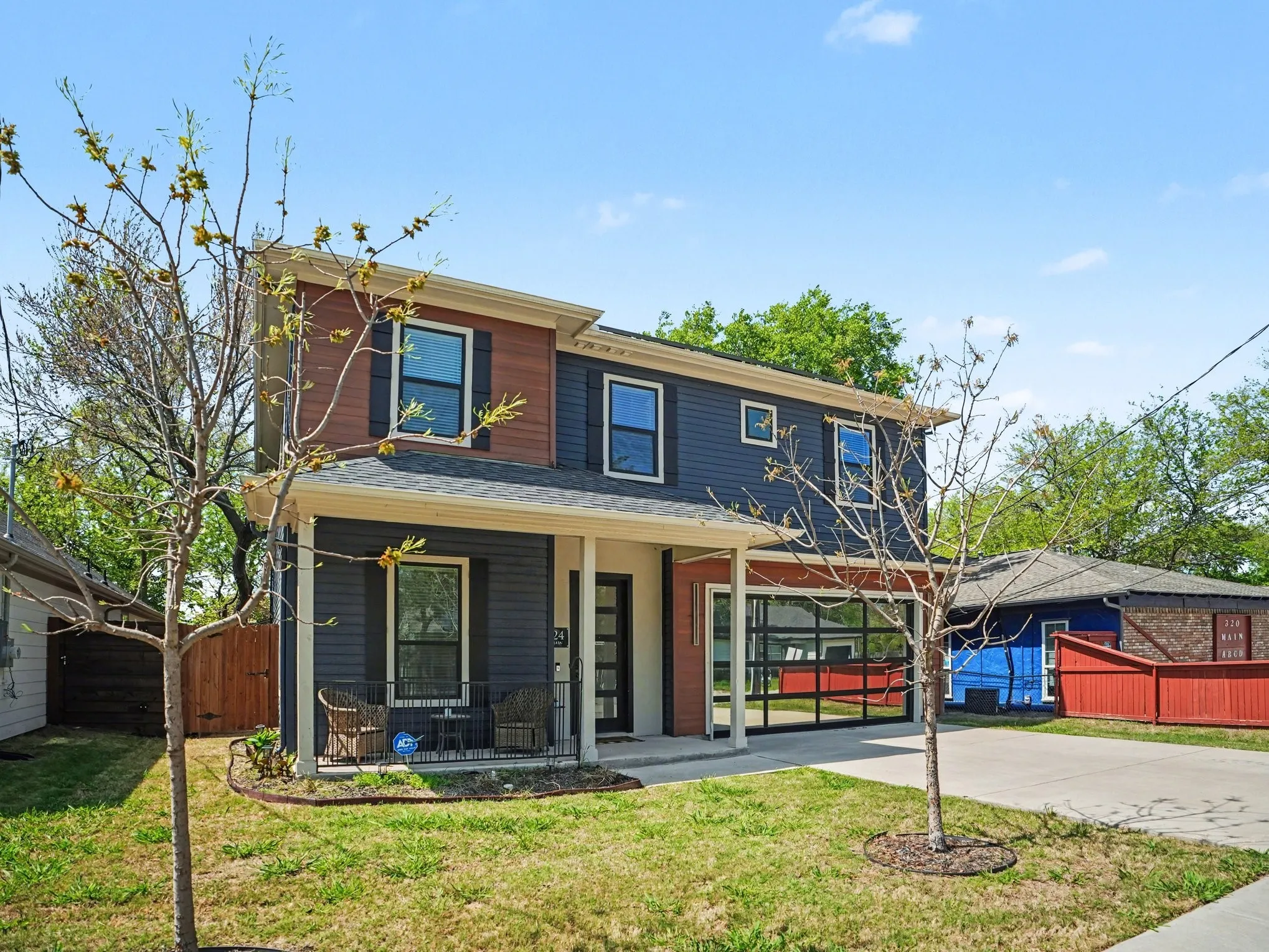 Single Family Residence For Sale in Dallas County , 324 S Main Street, Cedar Hill, Texas 75104, 4 Bedroom, 3 Bathroom, 2 Garage spaces, 2,513 Sqft, built in 2023, mls#21343401, Real Estate Agent in Cedar Hill, Homes For Sale in Dallas county, Homes For Sale in Cedar Hill, Realtor in Cedar Hill Texas, Real Estate Brokerage Independent Realty Texas, Luminita Cordes Realtor