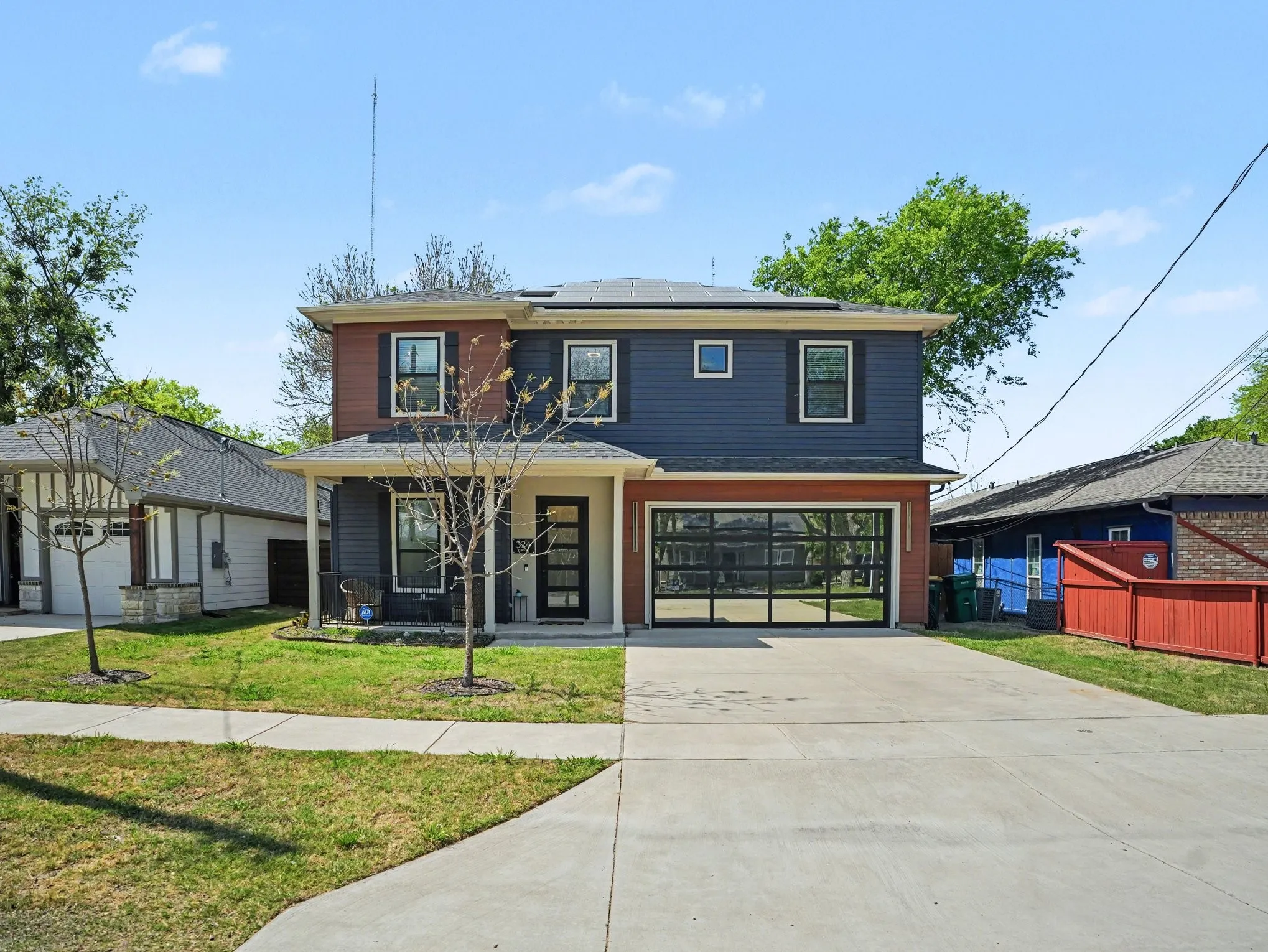 Single Family Residence For Sale in Dallas County , 324 S Main Street, Cedar Hill, Texas 75104, 4 Bedroom, 3 Bathroom, 2 Garage spaces, 2,513 Sqft, built in 2023, mls#21343401, Real Estate Agent in Cedar Hill, Homes For Sale in Dallas county, Homes For Sale in Cedar Hill, Realtor in Cedar Hill Texas, Real Estate Brokerage Independent Realty Texas, Luminita Cordes Realtor