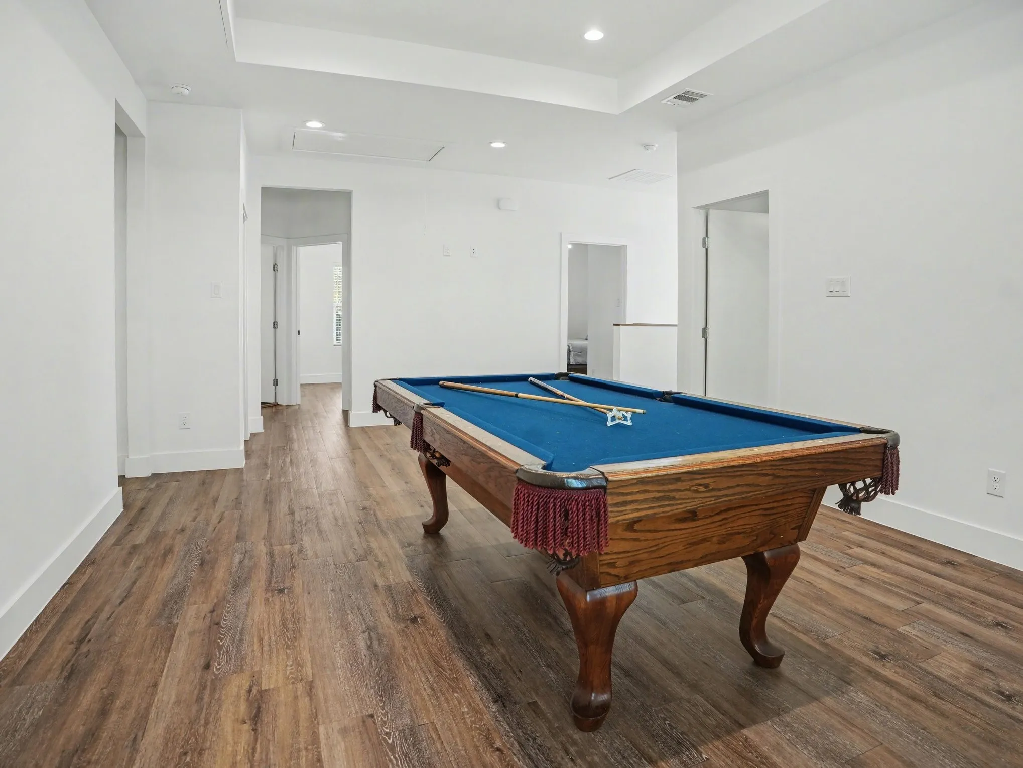 Single Family Residence For Sale in Dallas County , 324 S Main Street, Cedar Hill, Texas 75104, 4 Bedroom, 3 Bathroom, 2 Garage spaces, 2,513 Sqft, built in 2023, mls#21343401, Real Estate Agent in Cedar Hill, Homes For Sale in Dallas county, Homes For Sale in Cedar Hill, Realtor in Cedar Hill Texas, Real Estate Brokerage Independent Realty Texas, Luminita Cordes Realtor