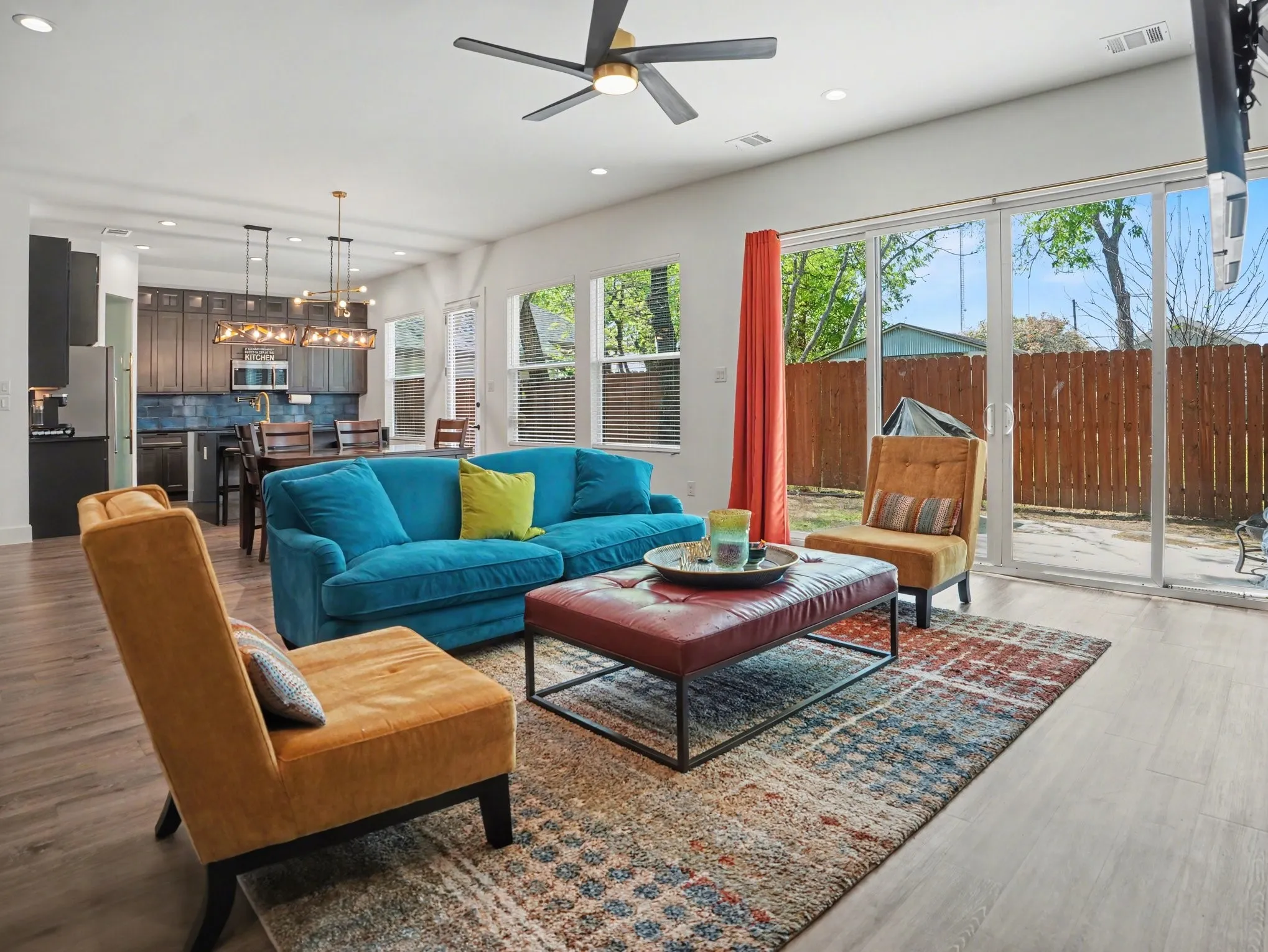Single Family Residence For Sale in Dallas County , 324 S Main Street, Cedar Hill, Texas 75104, 4 Bedroom, 3 Bathroom, 2 Garage spaces, 2,513 Sqft, built in 2023, mls#21343401, Real Estate Agent in Cedar Hill, Homes For Sale in Dallas county, Homes For Sale in Cedar Hill, Realtor in Cedar Hill Texas, Real Estate Brokerage Independent Realty Texas, Luminita Cordes Realtor