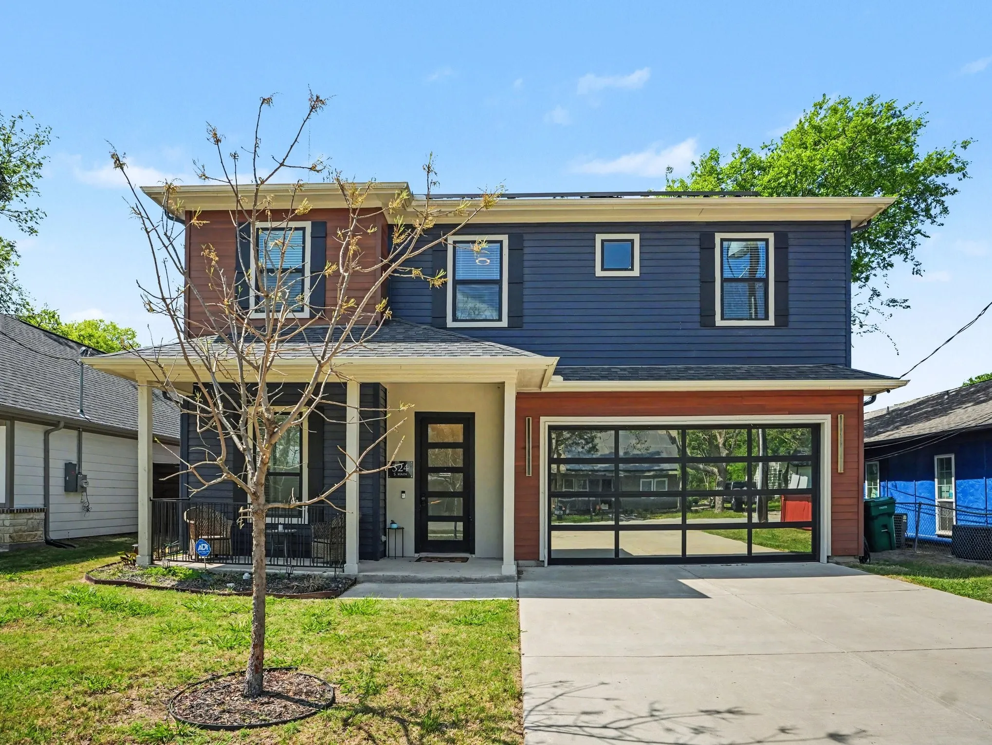 Single Family Residence For Sale in Dallas County , 324 S Main Street, Cedar Hill, Texas 75104, 4 Bedroom, 3 Bathroom, 2 Garage spaces, 2,513 Sqft, built in 2023, mls#21343401, Real Estate Agent in Cedar Hill, Homes For Sale in Dallas county, Homes For Sale in Cedar Hill, Realtor in Cedar Hill Texas, Real Estate Brokerage Independent Realty Texas, Luminita Cordes Realtor