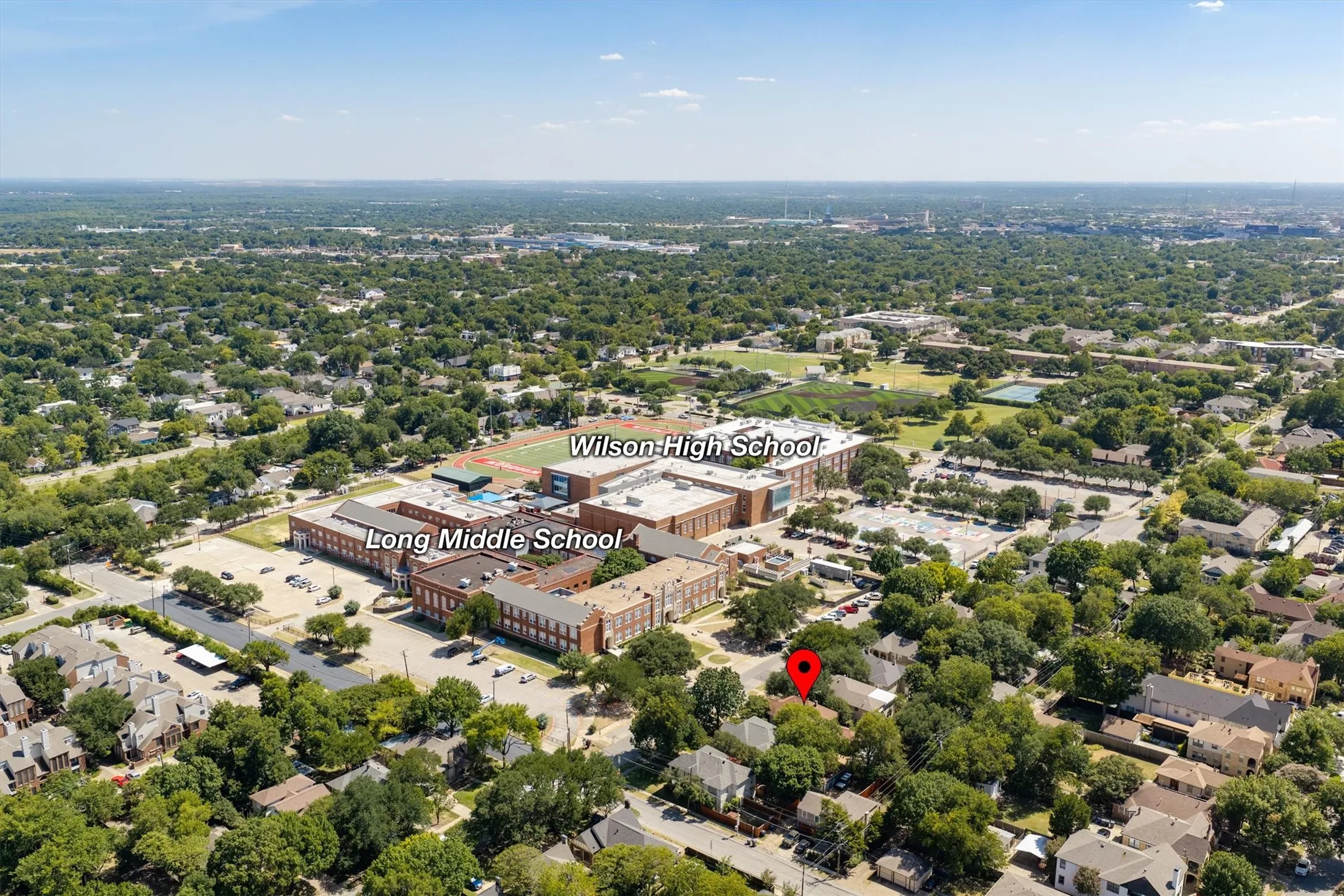 Duplex For Rent in Dallas County , 6131 Reiger Ave Avenue, Dallas, Texas 75214, 2 Bedroom, 1 Bathroom, Garage spaces, 1,229 Sqft, built in 1929, mls#21346355, Real Estate Agent in Dallas, Homes For Rent in Dallas county, Homes For Rent in Dallas, Realtor in Dallas Texas, Real Estate Brokerage Independent Realty Texas, Luminita Cordes Realtor