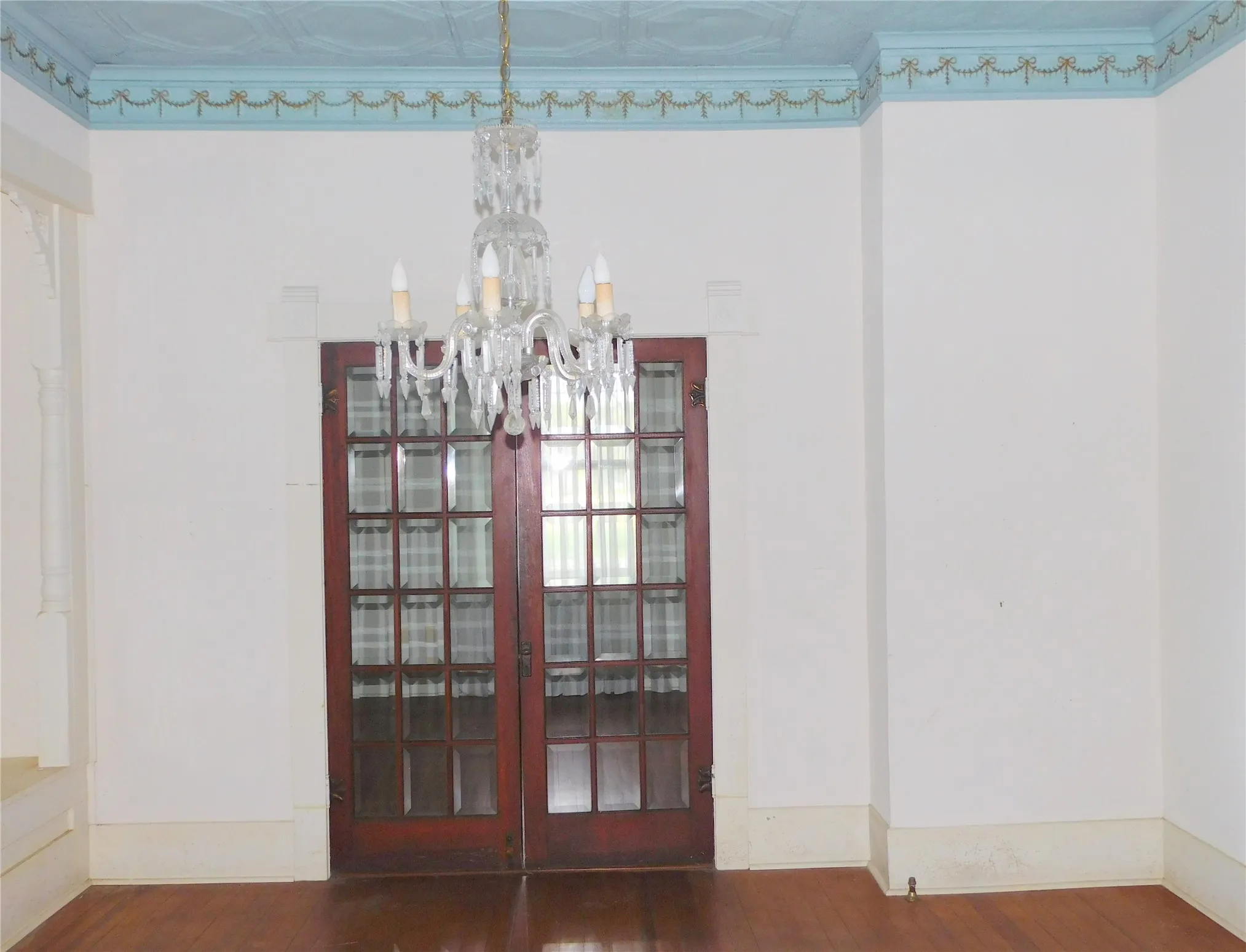 formal with window seat
