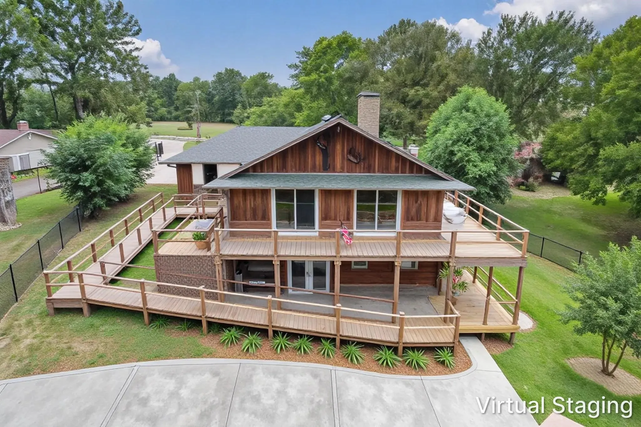 Single Family Residence For Sale in Henderson County , 101 Royal Circle, Tool, Texas 75143, 3 Bedroom, 2 Bathroom, Garage spaces, 1,983 Sqft, built in 1969, mls#21296754, Real Estate Agent in Tool, Homes For Sale in Henderson county, Homes For Sale in Tool, Realtor in Tool Texas, Real Estate Brokerage Independent Realty Texas, Luminita Cordes Realtor