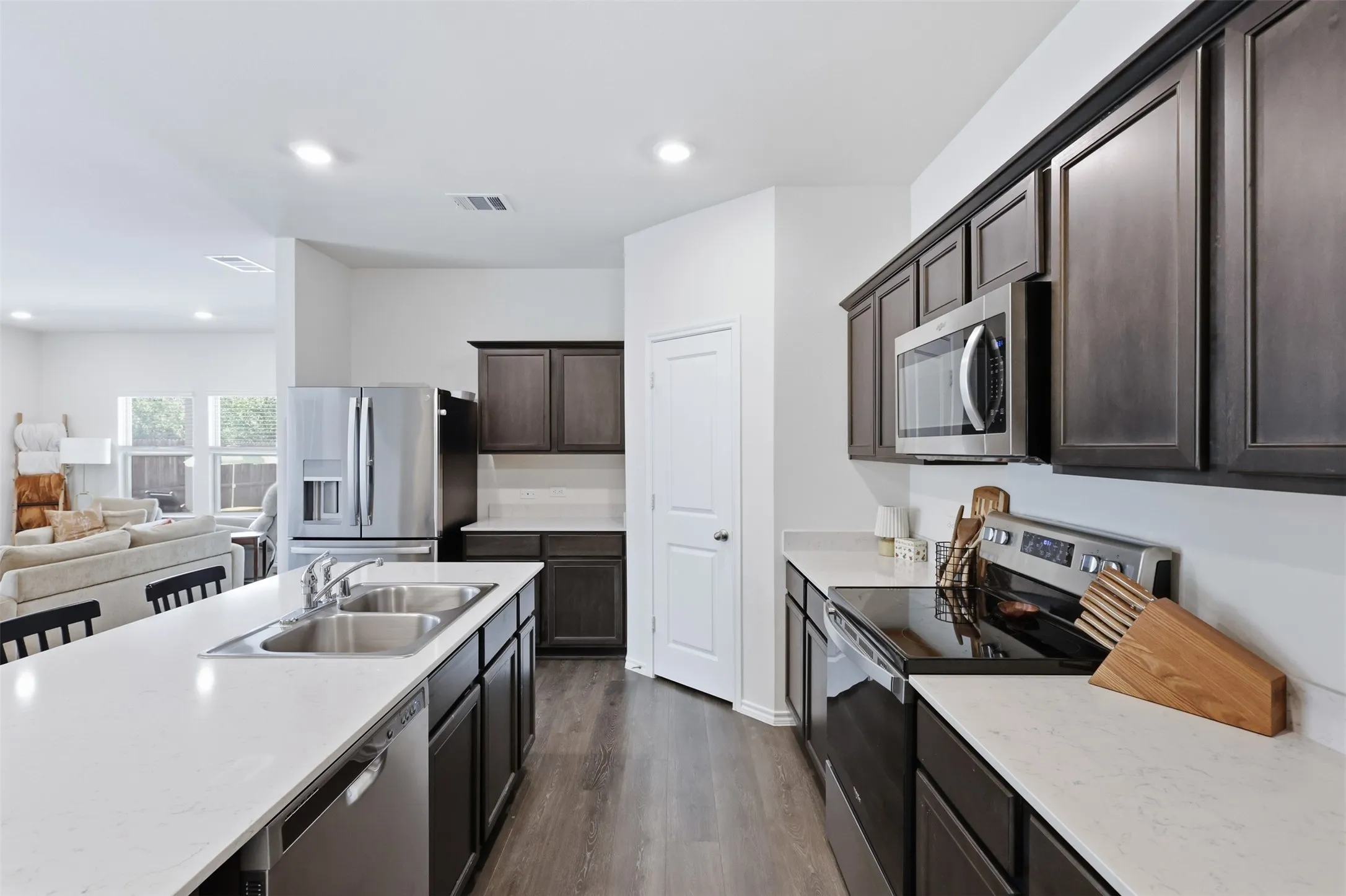 Single Family Residence For Sale in Denton County , 2200 Rustling Oaks Drive, Denton, Texas 76209, 4 Bedroom, 3 Bathroom, 2 Garage spaces, 2,600 Sqft, built in 2022, mls#21345705, Real Estate Agent in Denton, Homes For Sale in Denton county, Homes For Sale in Denton, Realtor in Denton Texas, Real Estate Brokerage Independent Realty Texas, Luminita Cordes Realtor