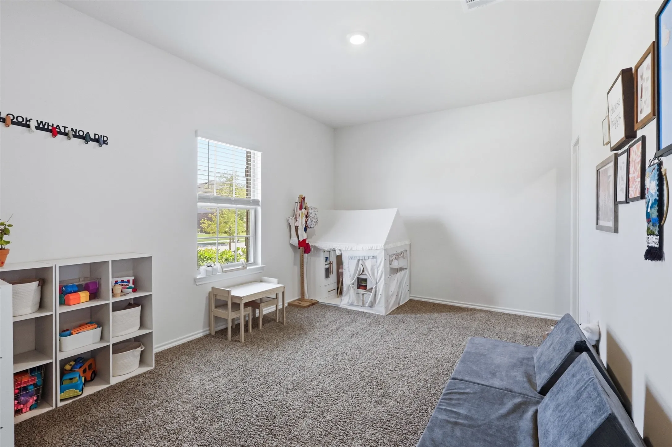Flex room, could be fifth bedroom
