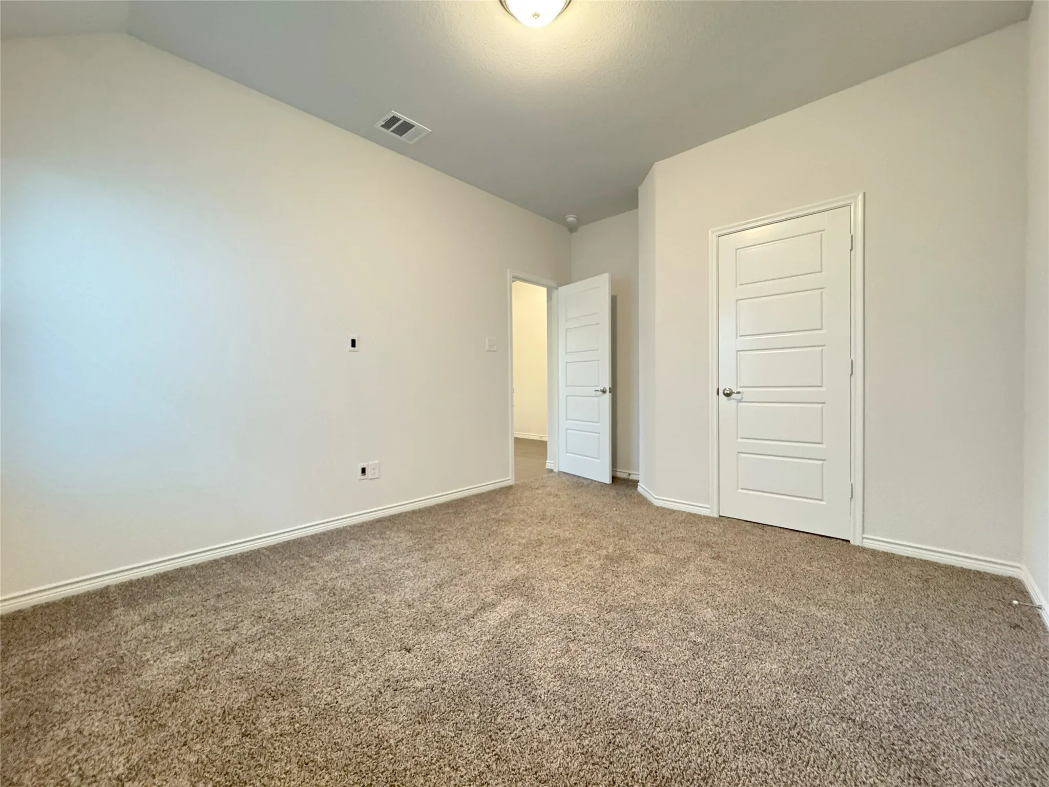Single Family Residence For Rent in Collin County , 905 Berry Street, Celina, Texas 75009, 4 Bedroom, 2 Bathroom, 2 Garage spaces, 2,023 Sqft, built in 2019, mls#21346392, Real Estate Agent in Celina, Homes For Rent in Collin county, Homes For Rent in Celina, Realtor in Celina Texas, Real Estate Brokerage Independent Realty Texas, Luminita Cordes Realtor