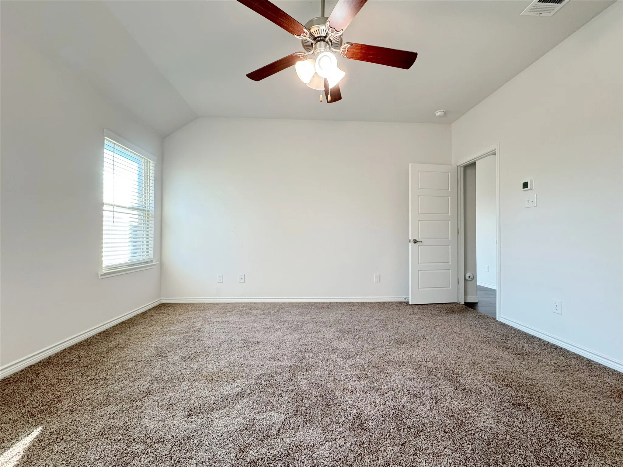 Single Family Residence For Rent in Collin County , 905 Berry Street, Celina, Texas 75009, 4 Bedroom, 2 Bathroom, 2 Garage spaces, 2,023 Sqft, built in 2019, mls#21346392, Real Estate Agent in Celina, Homes For Rent in Collin county, Homes For Rent in Celina, Realtor in Celina Texas, Real Estate Brokerage Independent Realty Texas, Luminita Cordes Realtor
