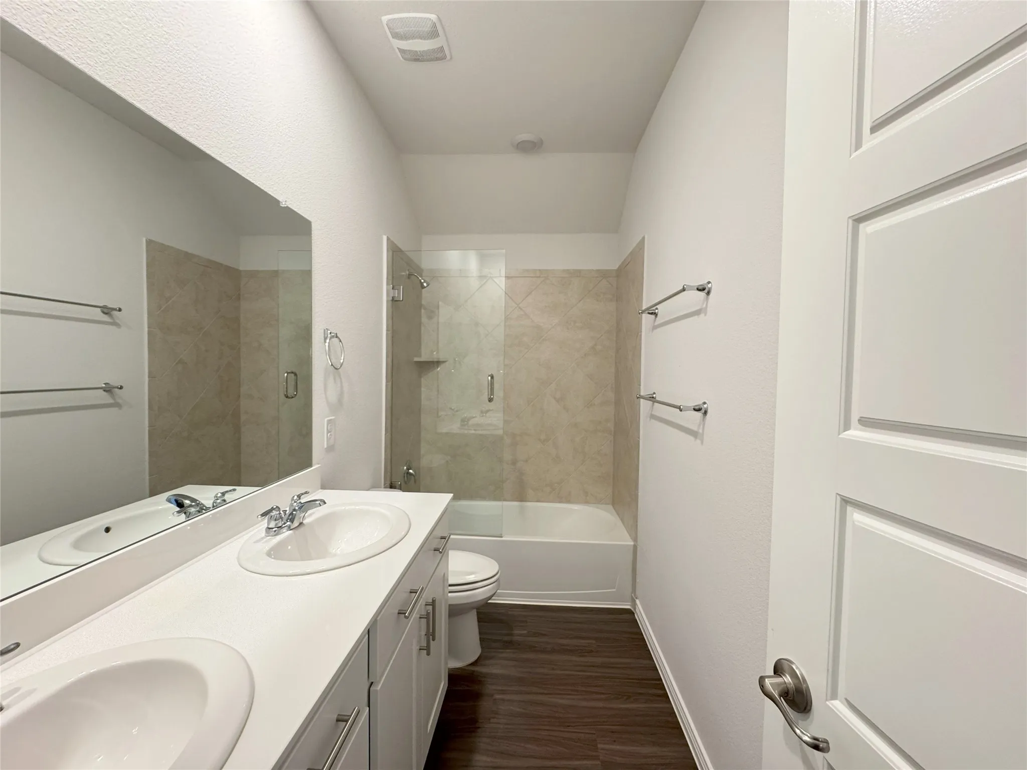 Single Family Residence For Rent in Collin County , 905 Berry Street, Celina, Texas 75009, 4 Bedroom, 2 Bathroom, 2 Garage spaces, 2,023 Sqft, built in 2019, mls#21346392, Real Estate Agent in Celina, Homes For Rent in Collin county, Homes For Rent in Celina, Realtor in Celina Texas, Real Estate Brokerage Independent Realty Texas, Luminita Cordes Realtor