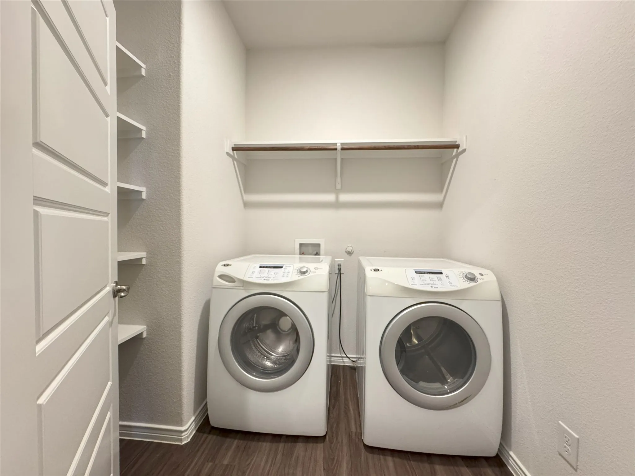 Single Family Residence For Rent in Collin County , 905 Berry Street, Celina, Texas 75009, 4 Bedroom, 2 Bathroom, 2 Garage spaces, 2,023 Sqft, built in 2019, mls#21346392, Real Estate Agent in Celina, Homes For Rent in Collin county, Homes For Rent in Celina, Realtor in Celina Texas, Real Estate Brokerage Independent Realty Texas, Luminita Cordes Realtor