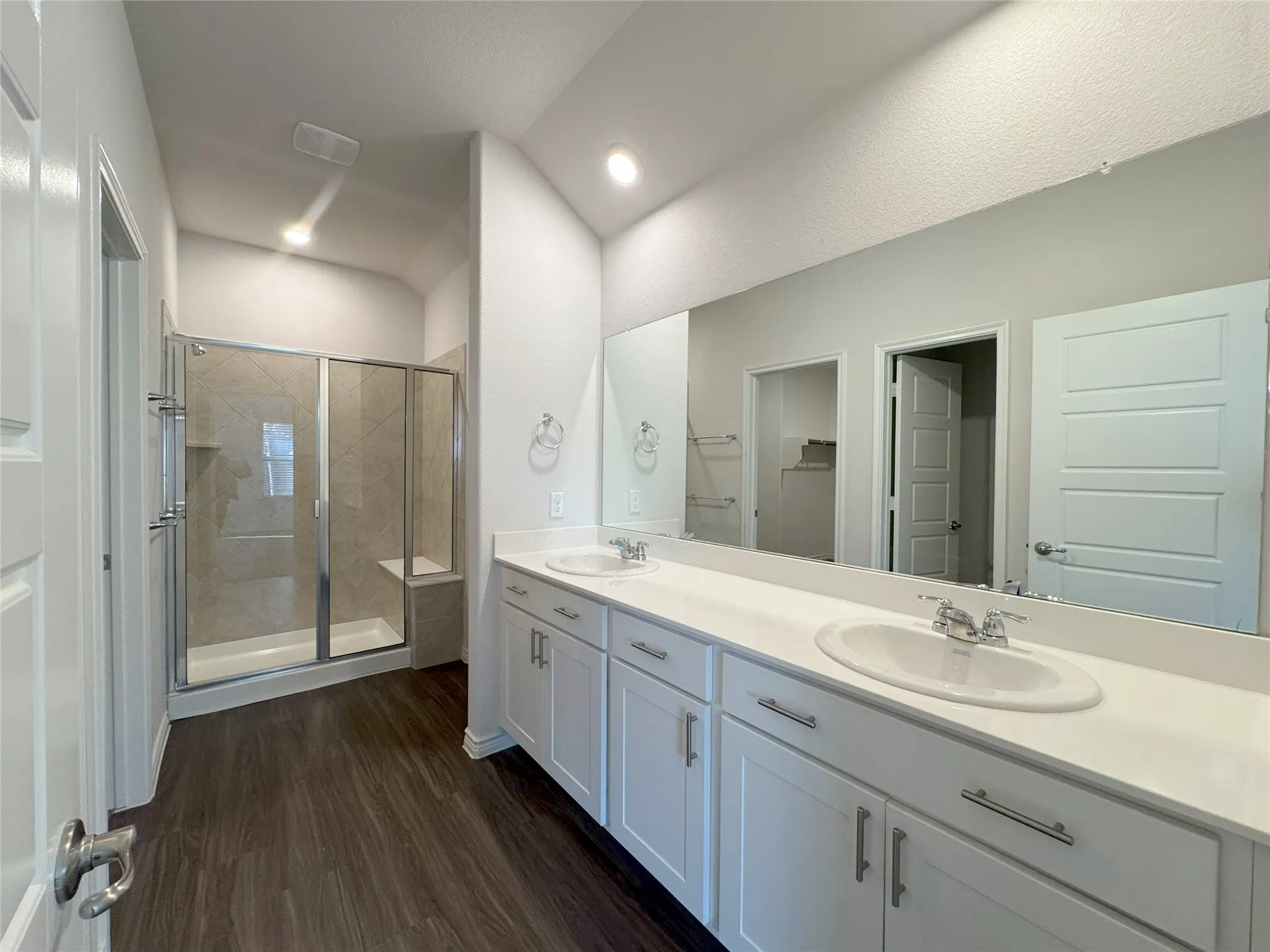 Single Family Residence For Rent in Collin County , 905 Berry Street, Celina, Texas 75009, 4 Bedroom, 2 Bathroom, 2 Garage spaces, 2,023 Sqft, built in 2019, mls#21346392, Real Estate Agent in Celina, Homes For Rent in Collin county, Homes For Rent in Celina, Realtor in Celina Texas, Real Estate Brokerage Independent Realty Texas, Luminita Cordes Realtor