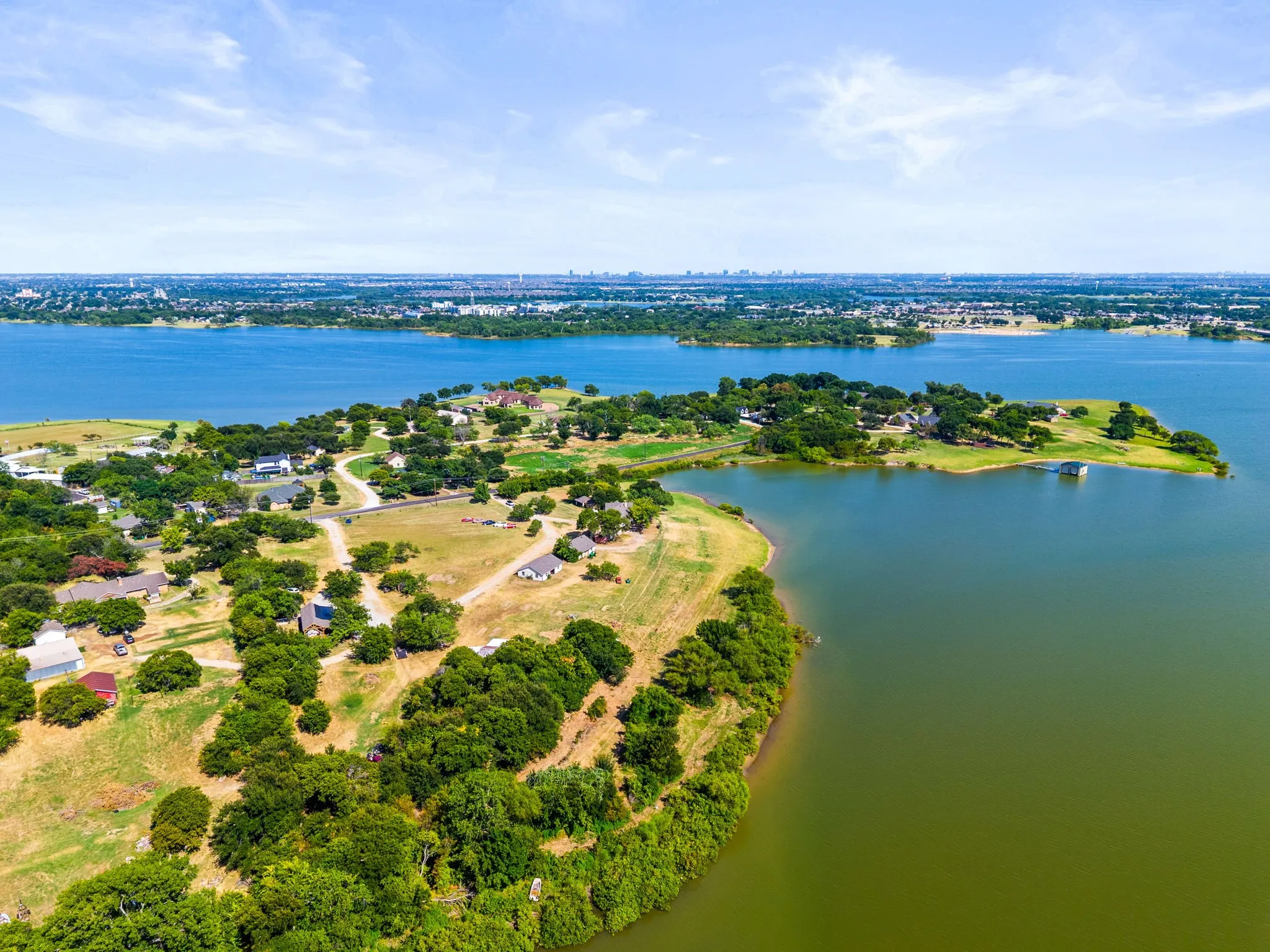 Single Family Residence For Sale in Denton County , 1113 Shahan Prairie Road, Little Elm, Texas 75068, 5 Bedroom, 3 Bathroom, 8 Garage spaces, 3,356 Sqft, built in 1963, mls#21346038, Real Estate Agent in Little Elm, Homes For Sale in Denton county, Homes For Sale in Little Elm, Realtor in Little Elm Texas, Real Estate Brokerage Independent Realty Texas, Luminita Cordes Realtor