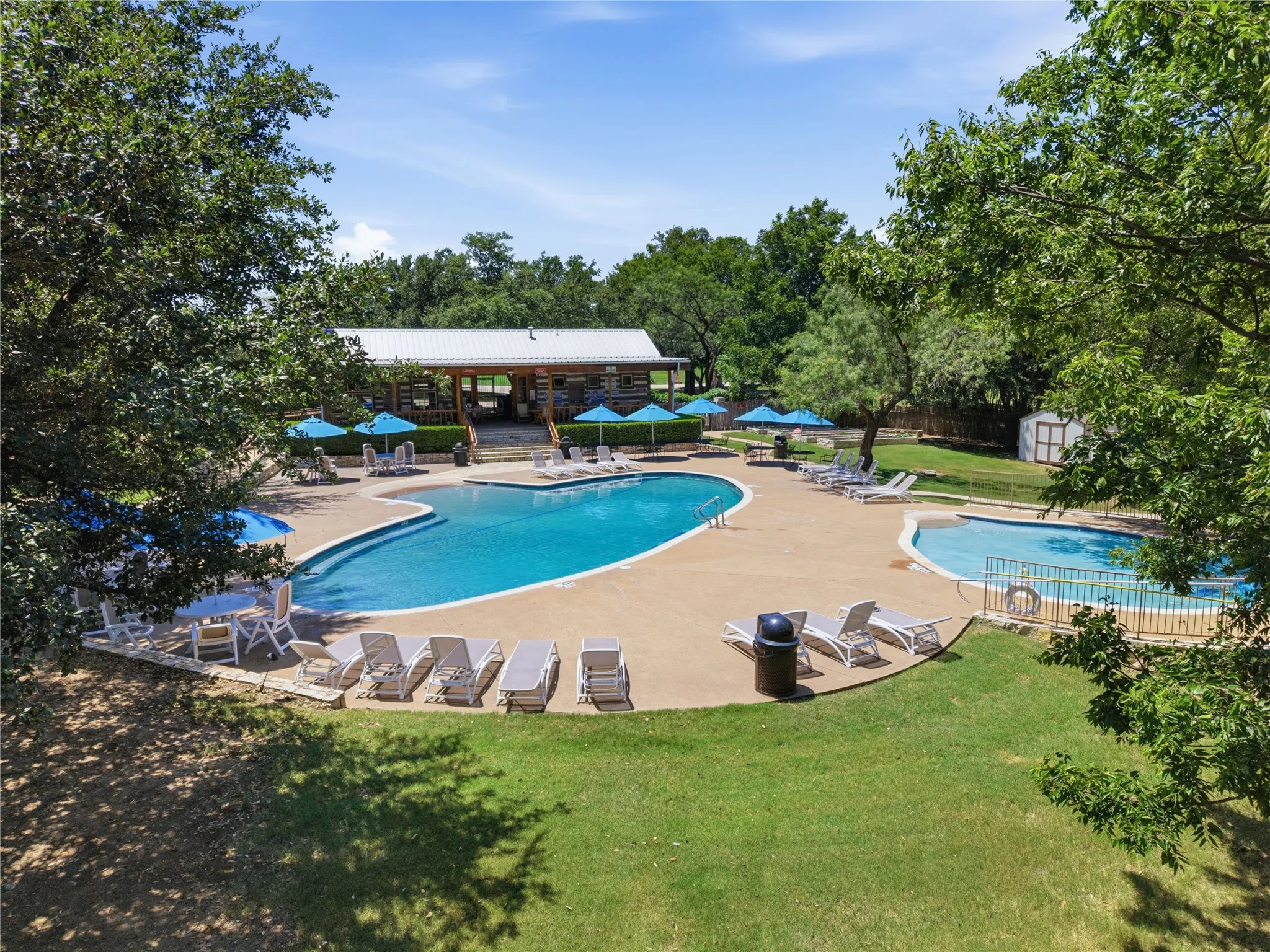 Single Family Residence For Sale in Tarrant County , 5616 Salt Springs Drive, Fort Worth, Texas 76179, 4 Bedroom, 3 Bathroom, 2 Garage spaces, 2,910 Sqft, built in 2019, mls#21346213, Real Estate Agent in Fort Worth, Homes For Sale in Tarrant county, Homes For Sale in Fort Worth, Realtor in Fort Worth Texas, Real Estate Brokerage Independent Realty Texas, Luminita Cordes Realtor