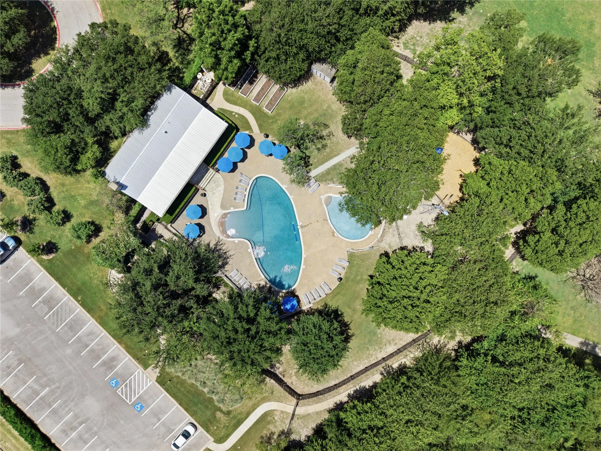 Single Family Residence For Sale in Tarrant County , 5616 Salt Springs Drive, Fort Worth, Texas 76179, 4 Bedroom, 3 Bathroom, 2 Garage spaces, 2,910 Sqft, built in 2019, mls#21346213, Real Estate Agent in Fort Worth, Homes For Sale in Tarrant county, Homes For Sale in Fort Worth, Realtor in Fort Worth Texas, Real Estate Brokerage Independent Realty Texas, Luminita Cordes Realtor