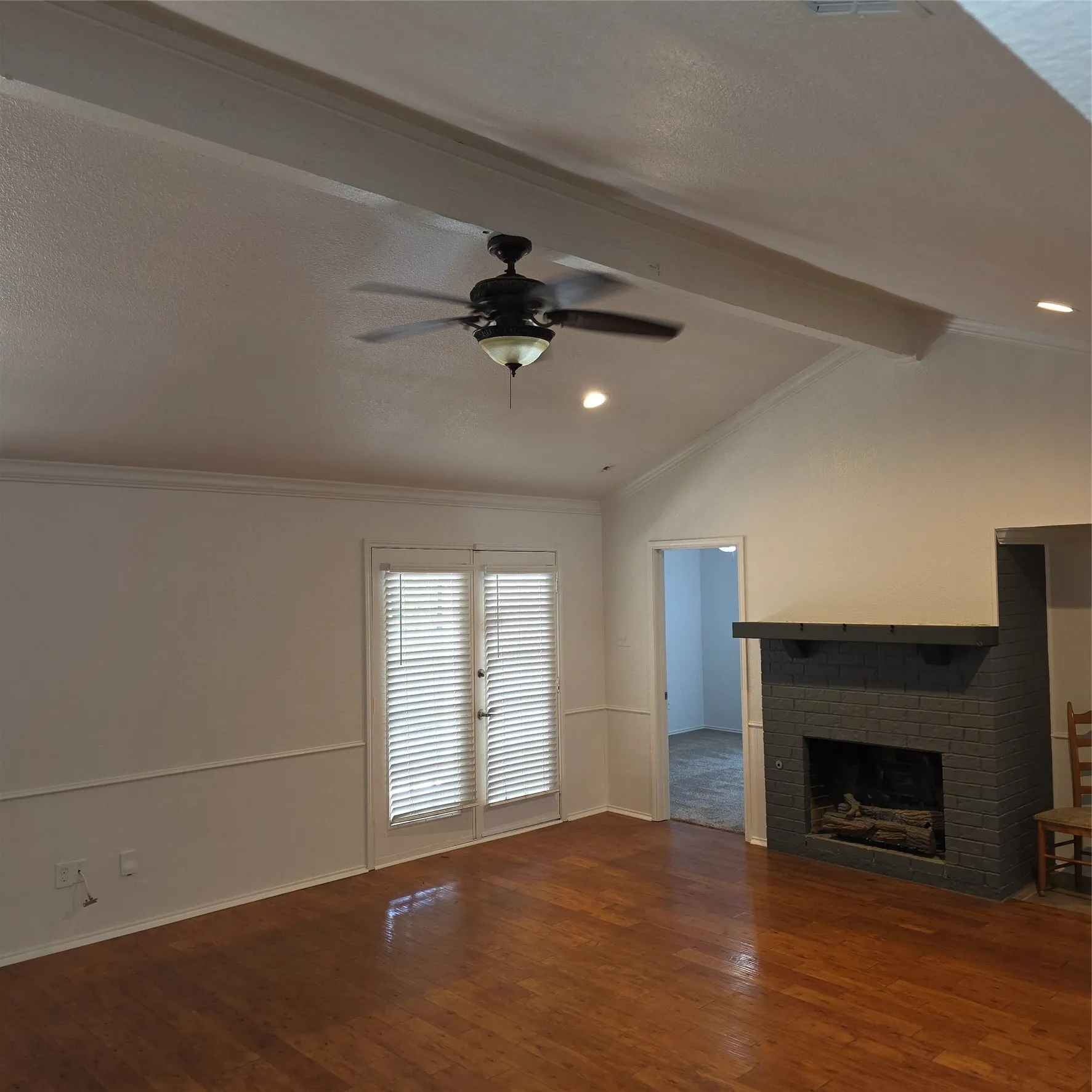 Single Family Residence For Sale in Tarrant County , 5525 Parliament Drive, Arlington, Texas 76017, 3 Bedroom, 2 Bathroom, 2 Garage spaces, 1,567 Sqft, built in 1980, mls#21346330, Real Estate Agent in Arlington, Homes For Sale in Tarrant county, Homes For Sale in Arlington, Realtor in Arlington Texas, Real Estate Brokerage Independent Realty Texas, Luminita Cordes Realtor