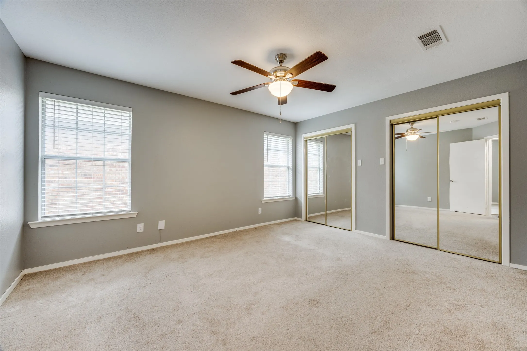 Single Family Residence For Rent in Grayson County , 4817 Hara Lane, Sherman, Texas 75092, 3 Bedroom, 2 Bathroom, 2 Garage spaces, 1,482 Sqft, built in 1993, mls#21346396, Real Estate Agent in Sherman, Homes For Rent in Grayson county, Homes For Rent in Sherman, Realtor in Sherman Texas, Real Estate Brokerage Independent Realty Texas, Luminita Cordes Realtor