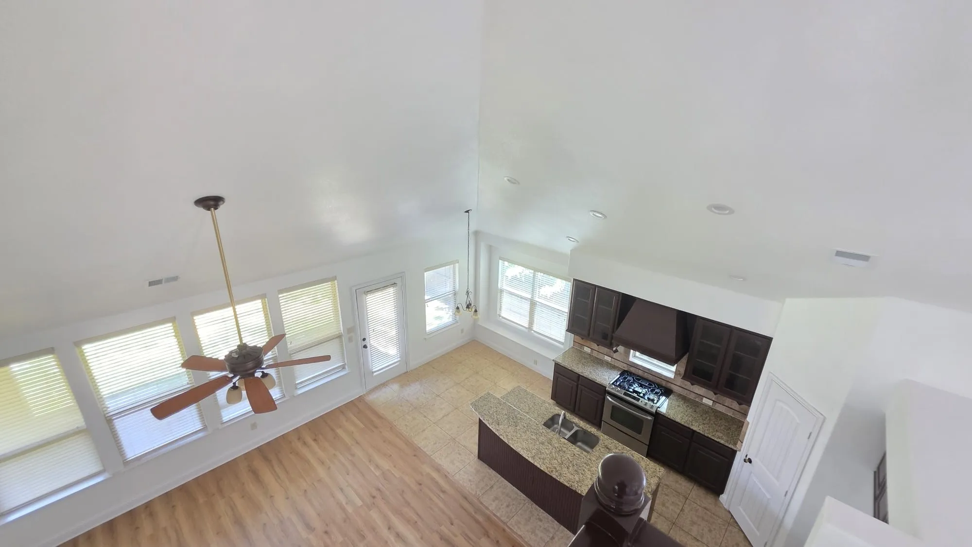 Single Family Residence For Rent in Tarrant County , 11516 Round Leaf Drive, Fort Worth, Texas 76244, 4 Bedroom, 3 Bathroom, 2 Garage spaces, 2,633 Sqft, built in 2008, mls#21346398, Real Estate Agent in Fort Worth, Homes For Rent in Tarrant county, Homes For Rent in Fort Worth, Realtor in Fort Worth Texas, Real Estate Brokerage Independent Realty Texas, Luminita Cordes Realtor