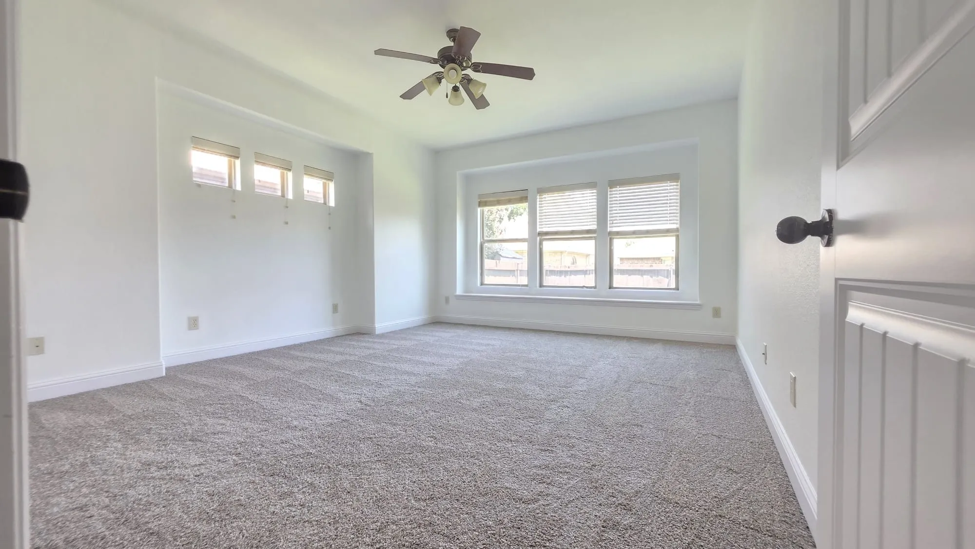 Single Family Residence For Rent in Tarrant County , 11516 Round Leaf Drive, Fort Worth, Texas 76244, 4 Bedroom, 3 Bathroom, 2 Garage spaces, 2,633 Sqft, built in 2008, mls#21346398, Real Estate Agent in Fort Worth, Homes For Rent in Tarrant county, Homes For Rent in Fort Worth, Realtor in Fort Worth Texas, Real Estate Brokerage Independent Realty Texas, Luminita Cordes Realtor