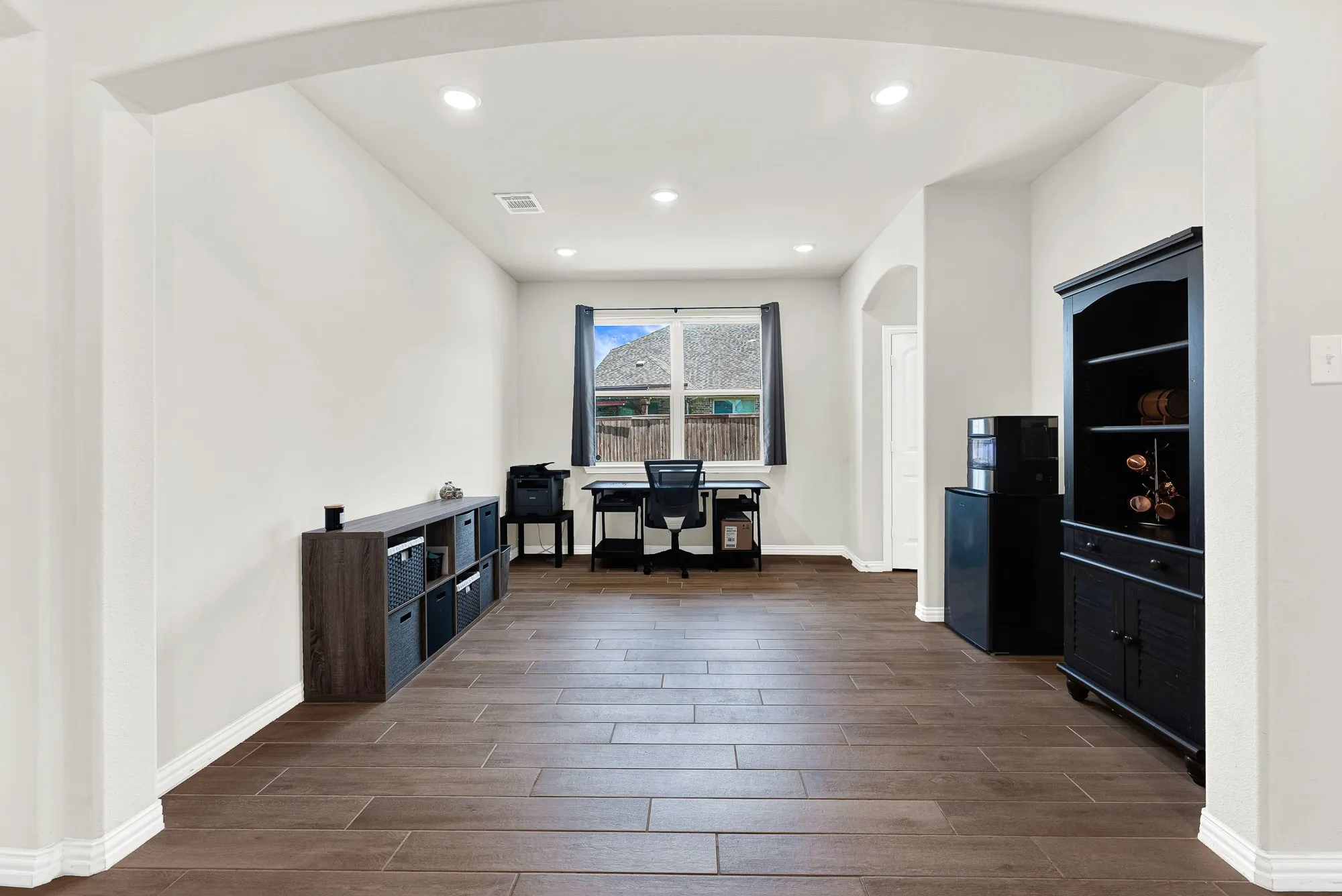 Single Family Residence For Sale in Denton County , 4534 Kipling Avenue, Celina, Texas 76227, 3 Bedroom, 3 Bathroom, 2 Garage spaces, 2,407 Sqft, built in 2018, mls#21336976, Real Estate Agent in Celina, Homes For Sale in Denton county, Homes For Sale in Celina, Realtor in Celina Texas, Real Estate Brokerage Independent Realty Texas, Luminita Cordes Realtor