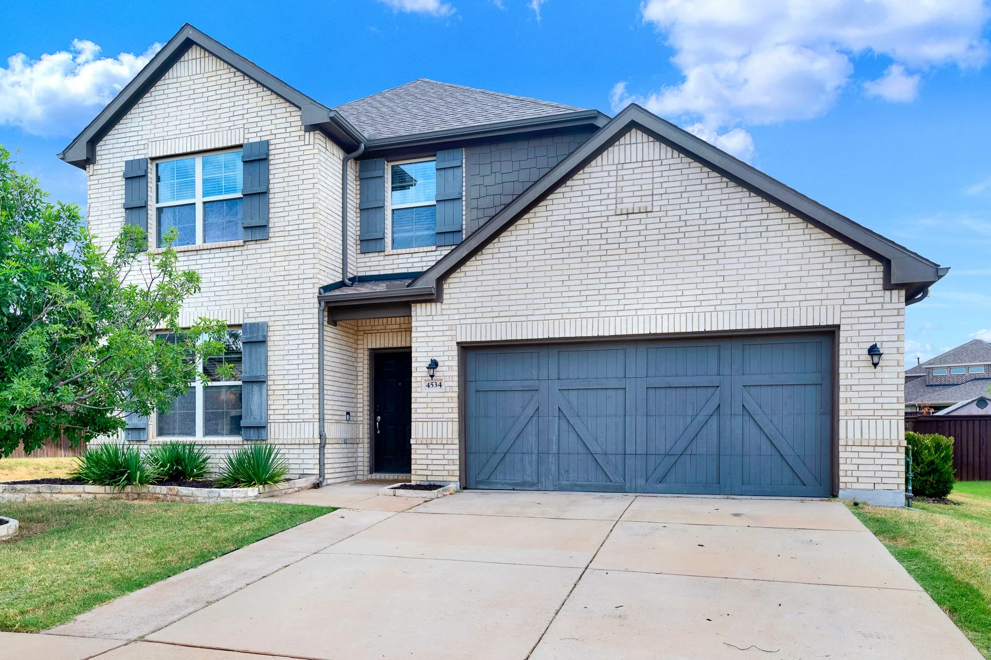 Single Family Residence For Sale in Denton County , 4534 Kipling Avenue, Celina, Texas 76227, 3 Bedroom, 3 Bathroom, 2 Garage spaces, 2,407 Sqft, built in 2018, mls#21336976, Real Estate Agent in Celina, Homes For Sale in Denton county, Homes For Sale in Celina, Realtor in Celina Texas, Real Estate Brokerage Independent Realty Texas, Luminita Cordes Realtor